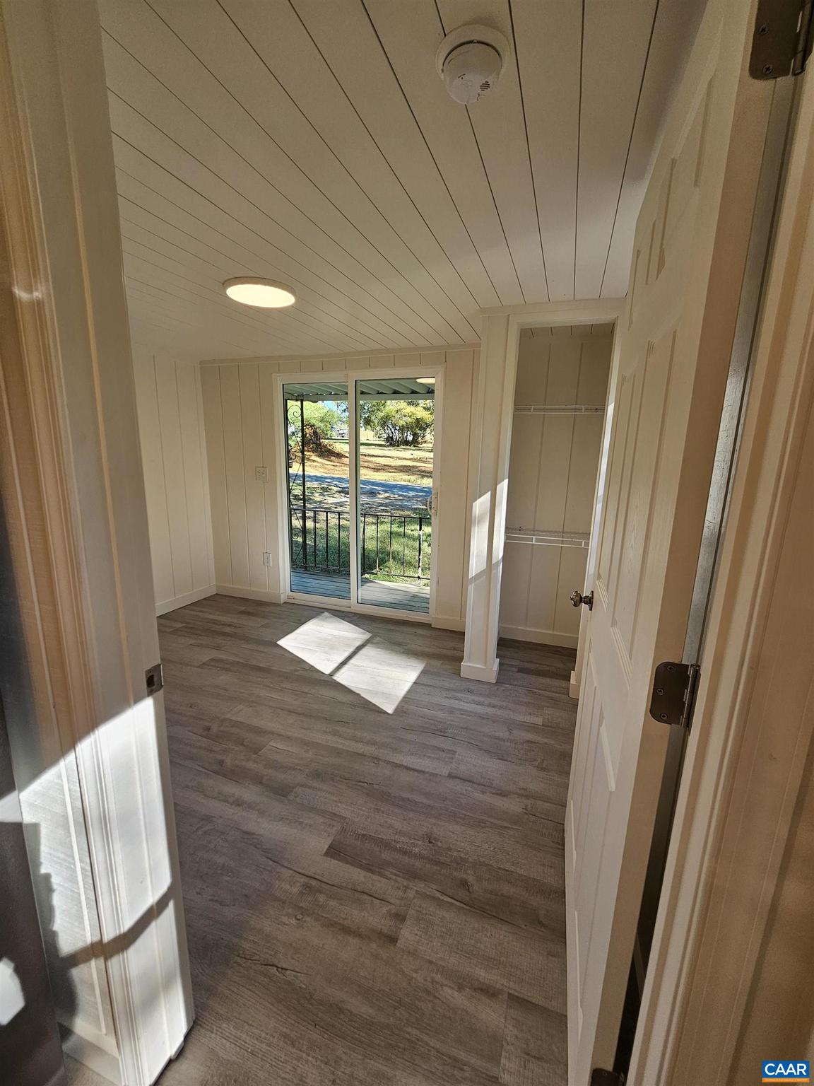 UNKNOWN - Residential Lease