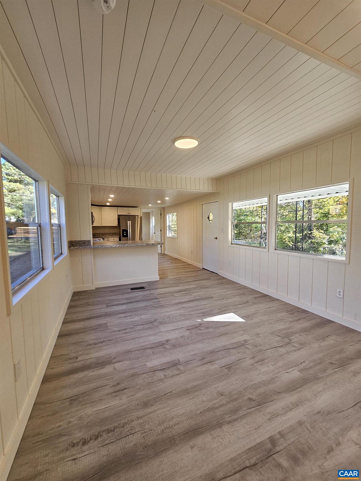 UNKNOWN - Residential Lease