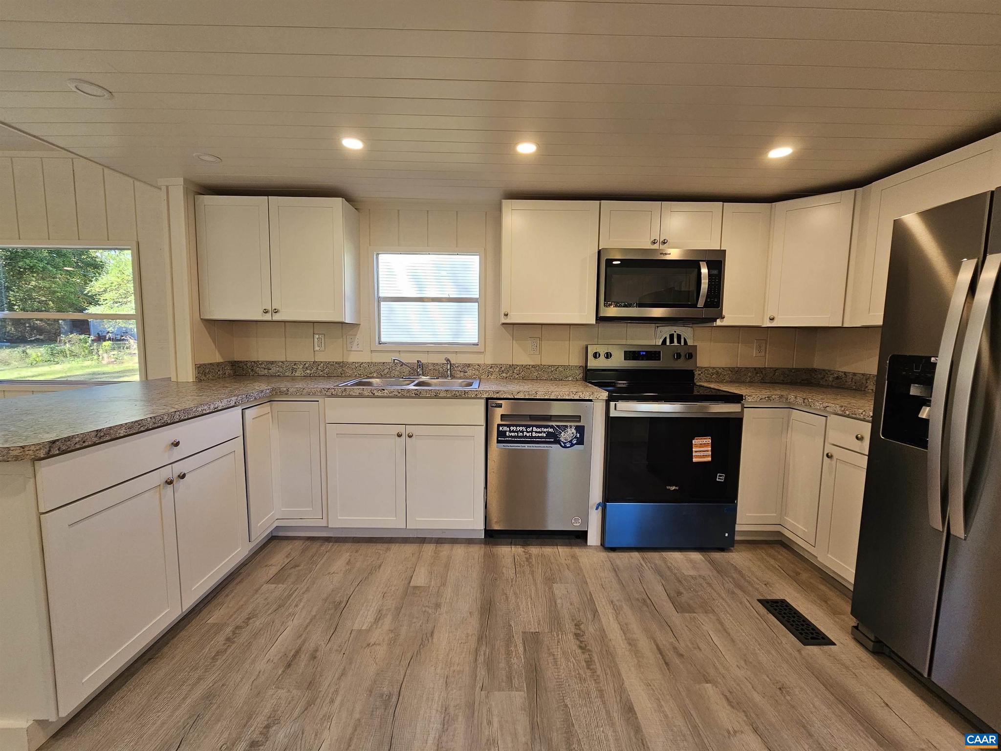 UNKNOWN - Residential Lease