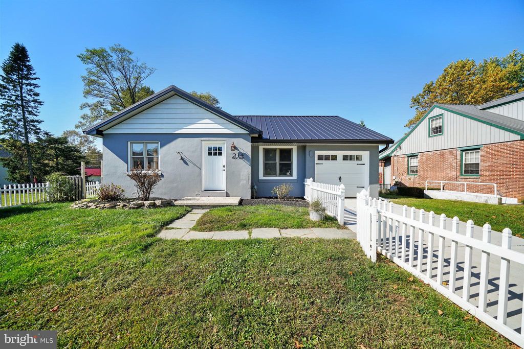 Photo of 214 Maryland Avenue, OXFORD, PA 19363 (MLS # PACT2117892)