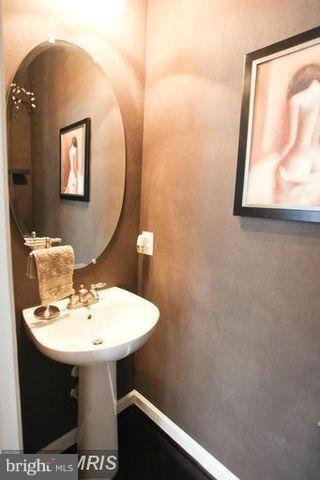 COPPERMINE CROSSING - Residential Lease