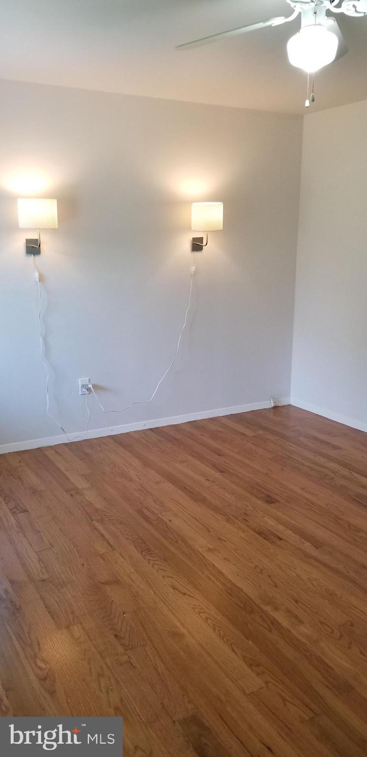 FAIRLAND - Residential Lease