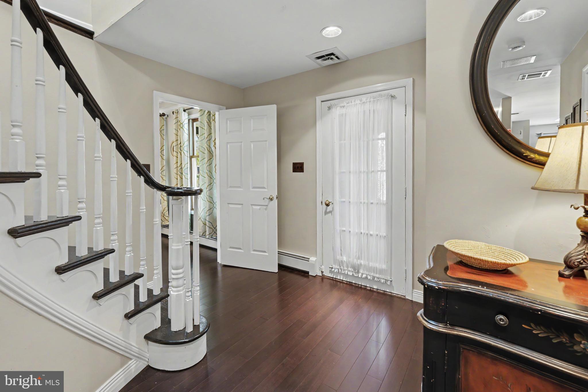 FOLSOM - Residential