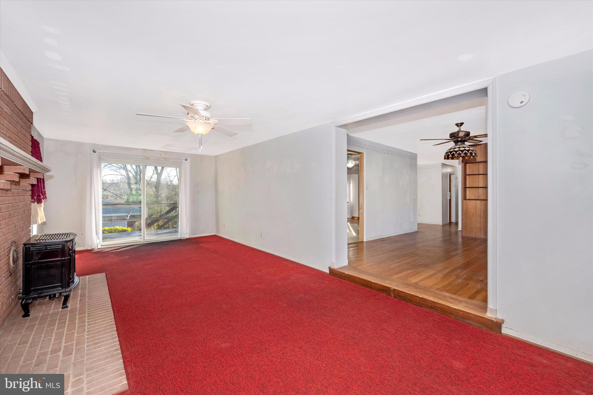 CALVERTON - Residential