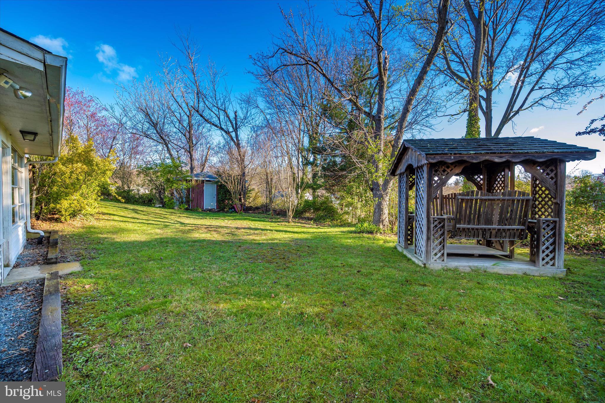 CALVERTON - Residential