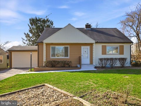 906 STROCK DRIVE DRIVE CHAMBERSBURG PA 17202