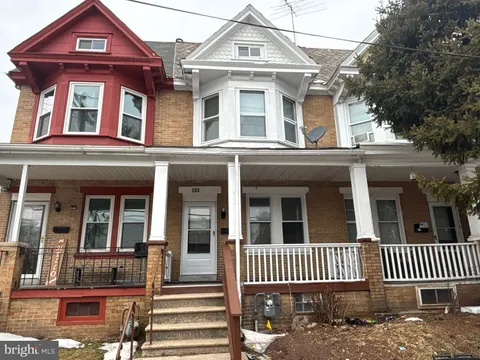 203 Chain Street, Norristown, PA MLS: PAMC2167998