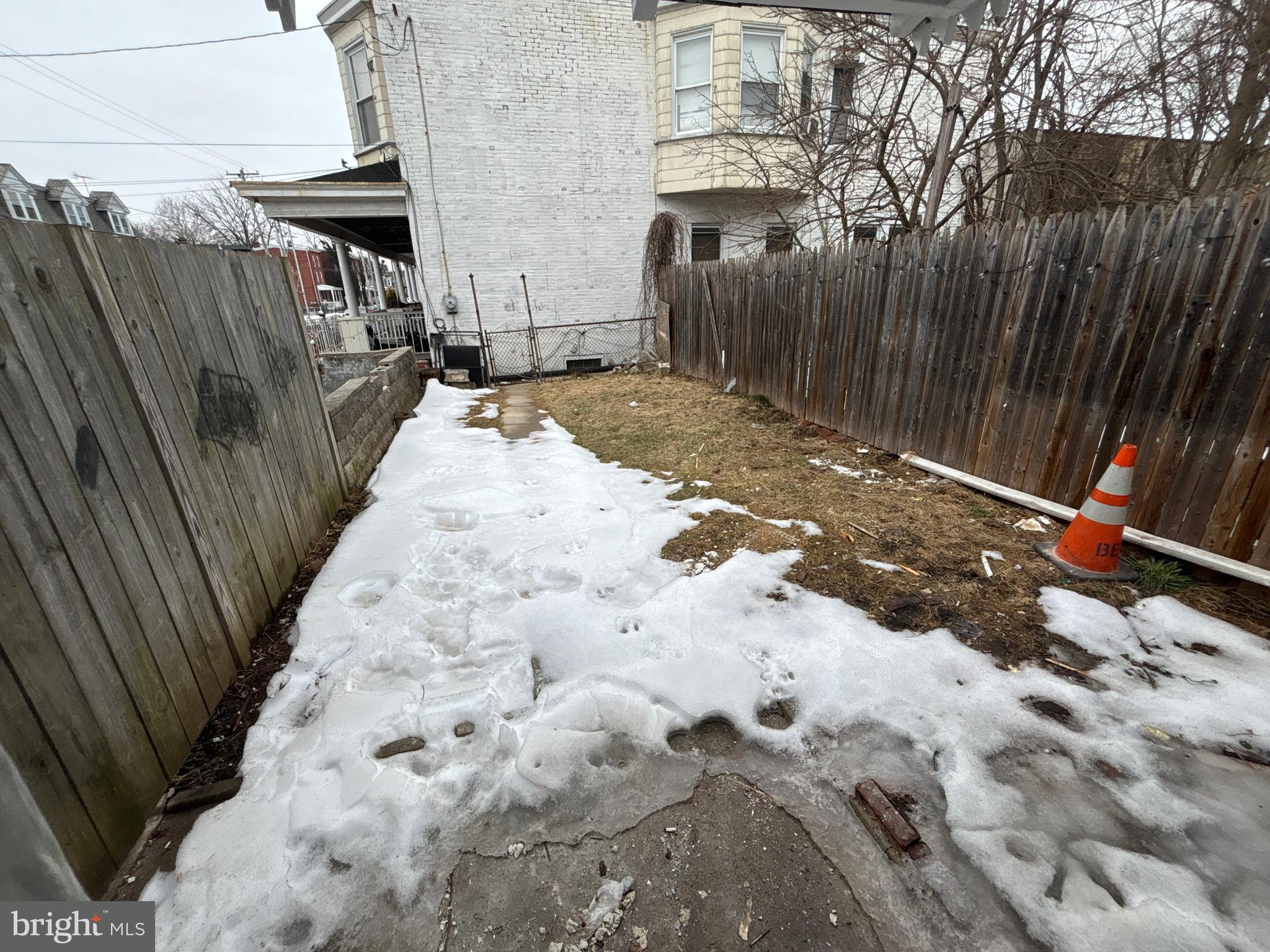 NORRISTOWN - Residential