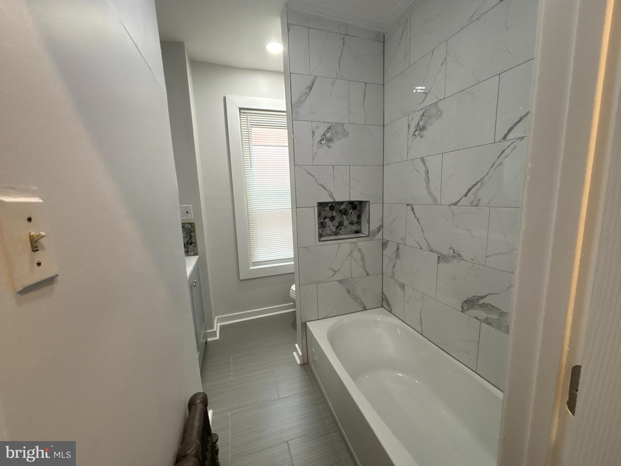 NORRISTOWN - Residential