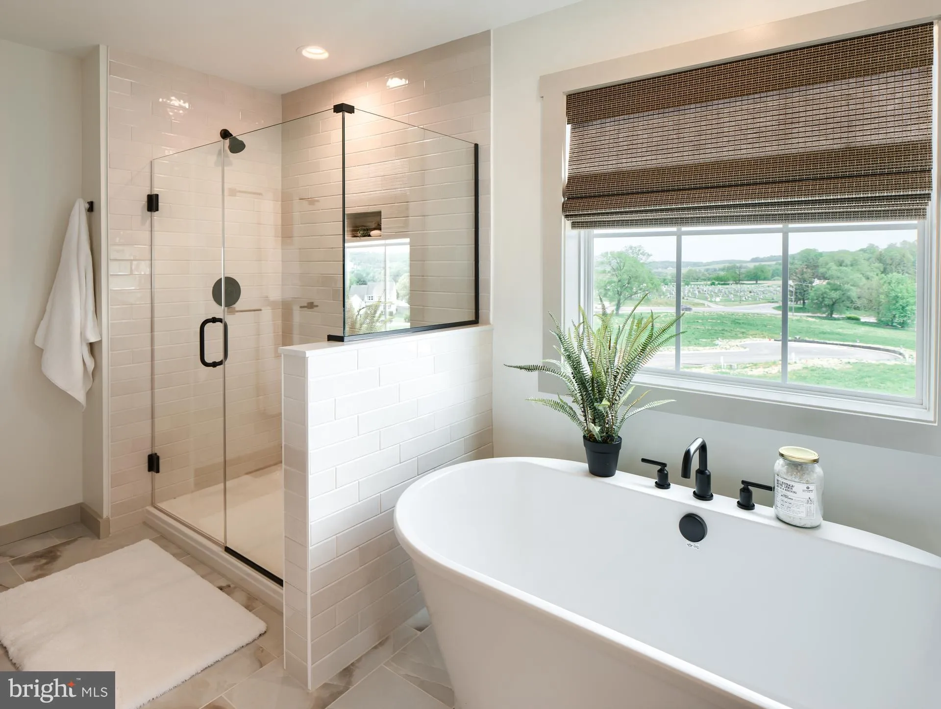 Lititz, Pennsylvania 17543, United States, 4 Bedrooms Bedrooms, ,3 BathroomsBathrooms,Residential,Active,101890