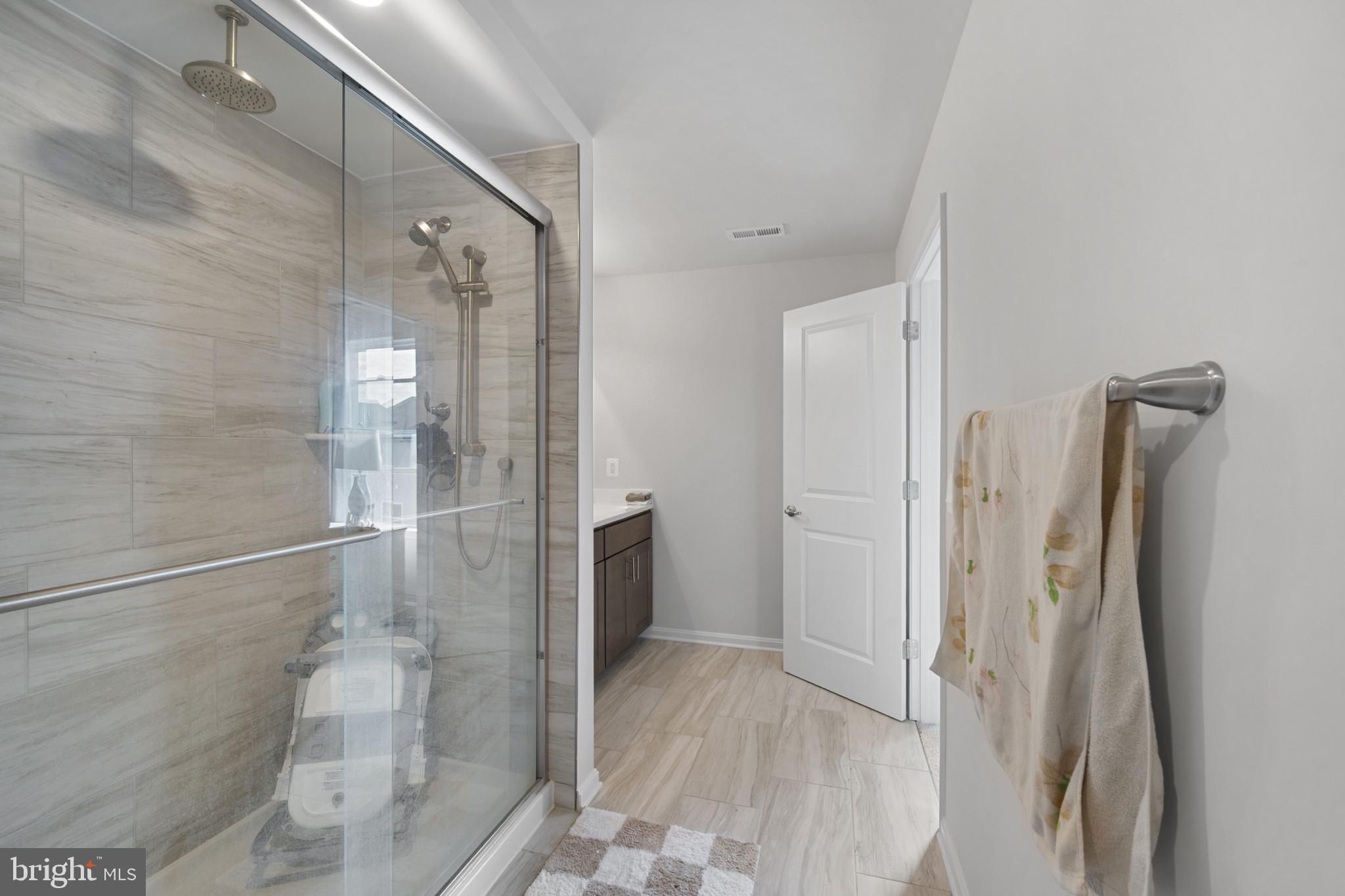 HUNTWELL WEST - Residential