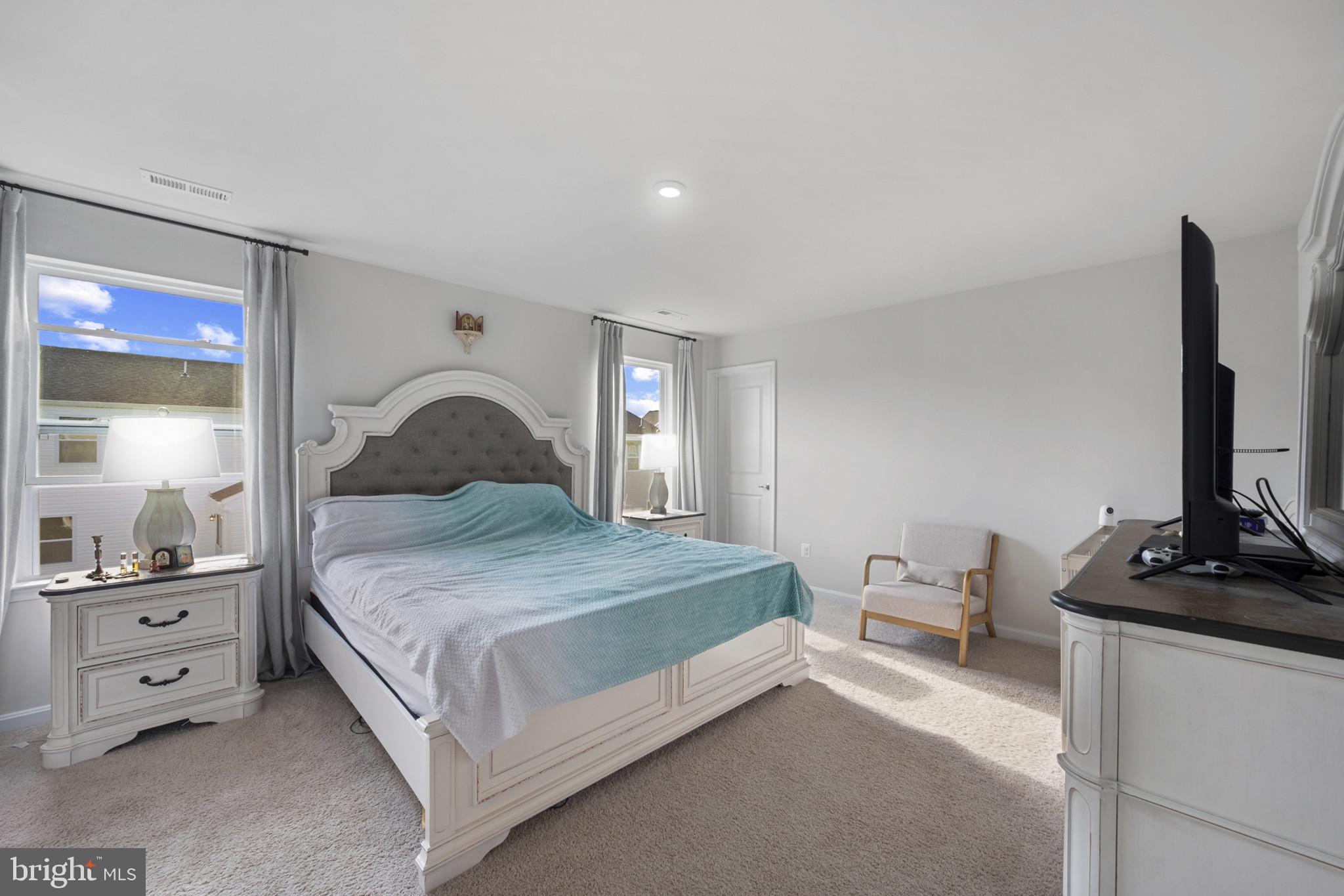 HUNTWELL WEST - Residential