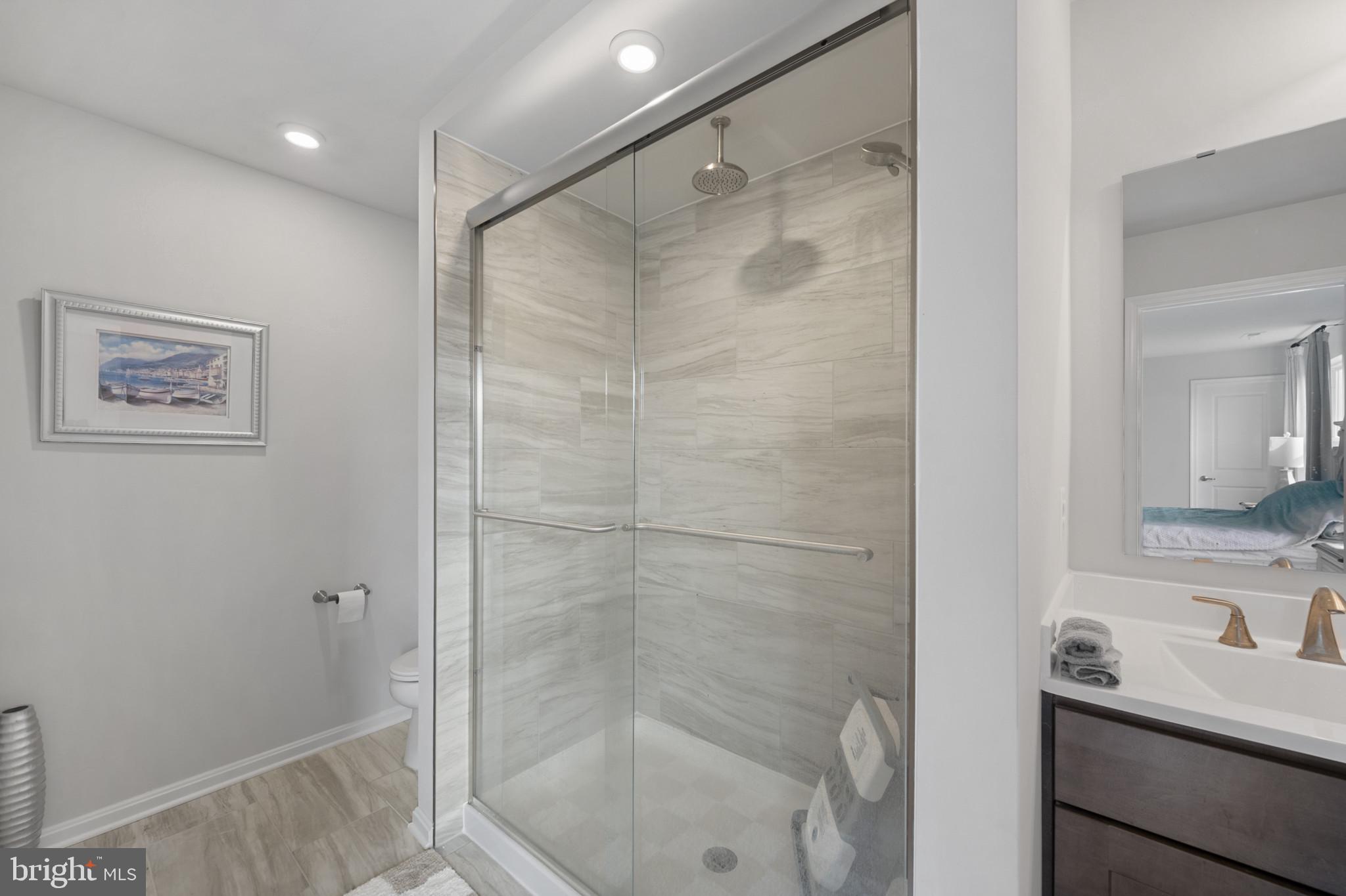 HUNTWELL WEST - Residential