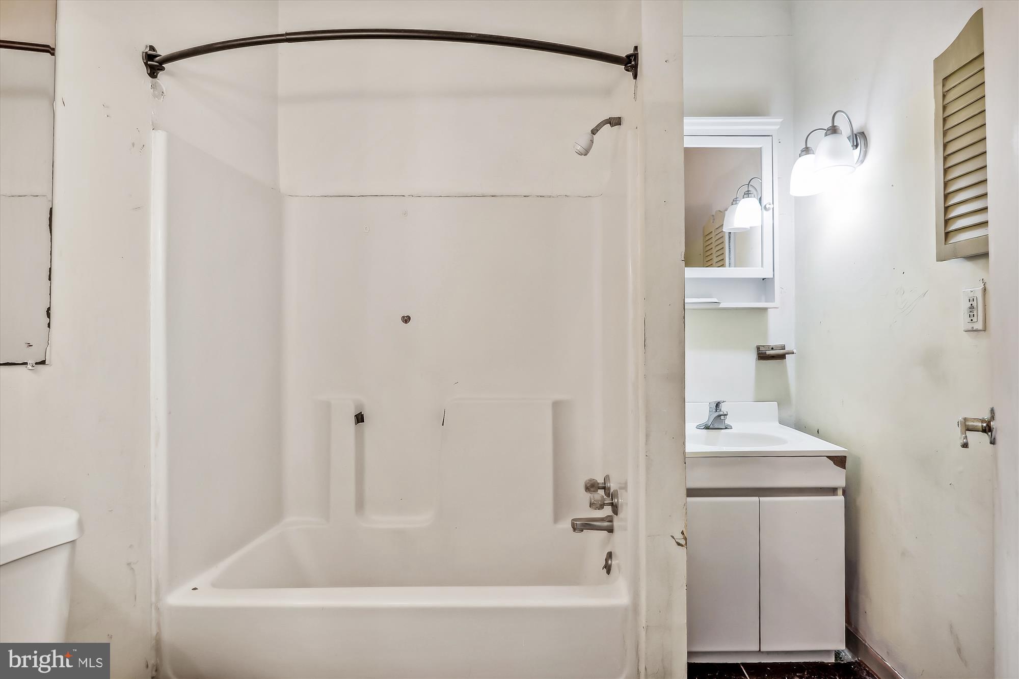 COTTAGE CITY - Residential