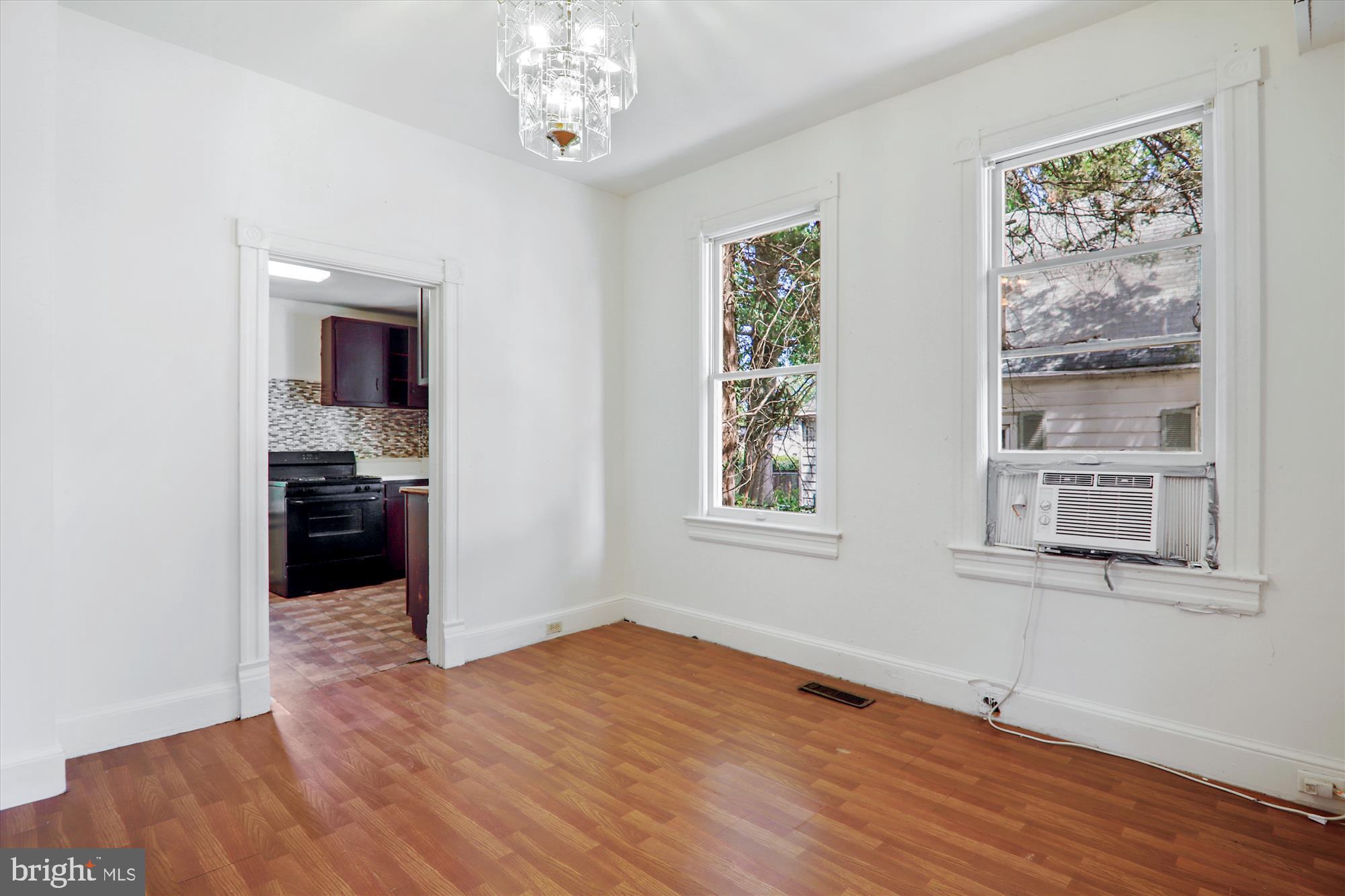 COTTAGE CITY - Residential