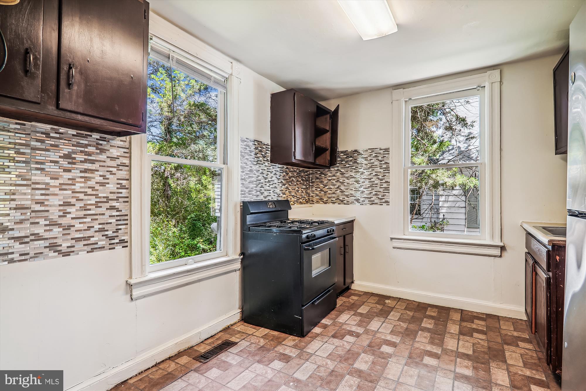 COTTAGE CITY - Residential