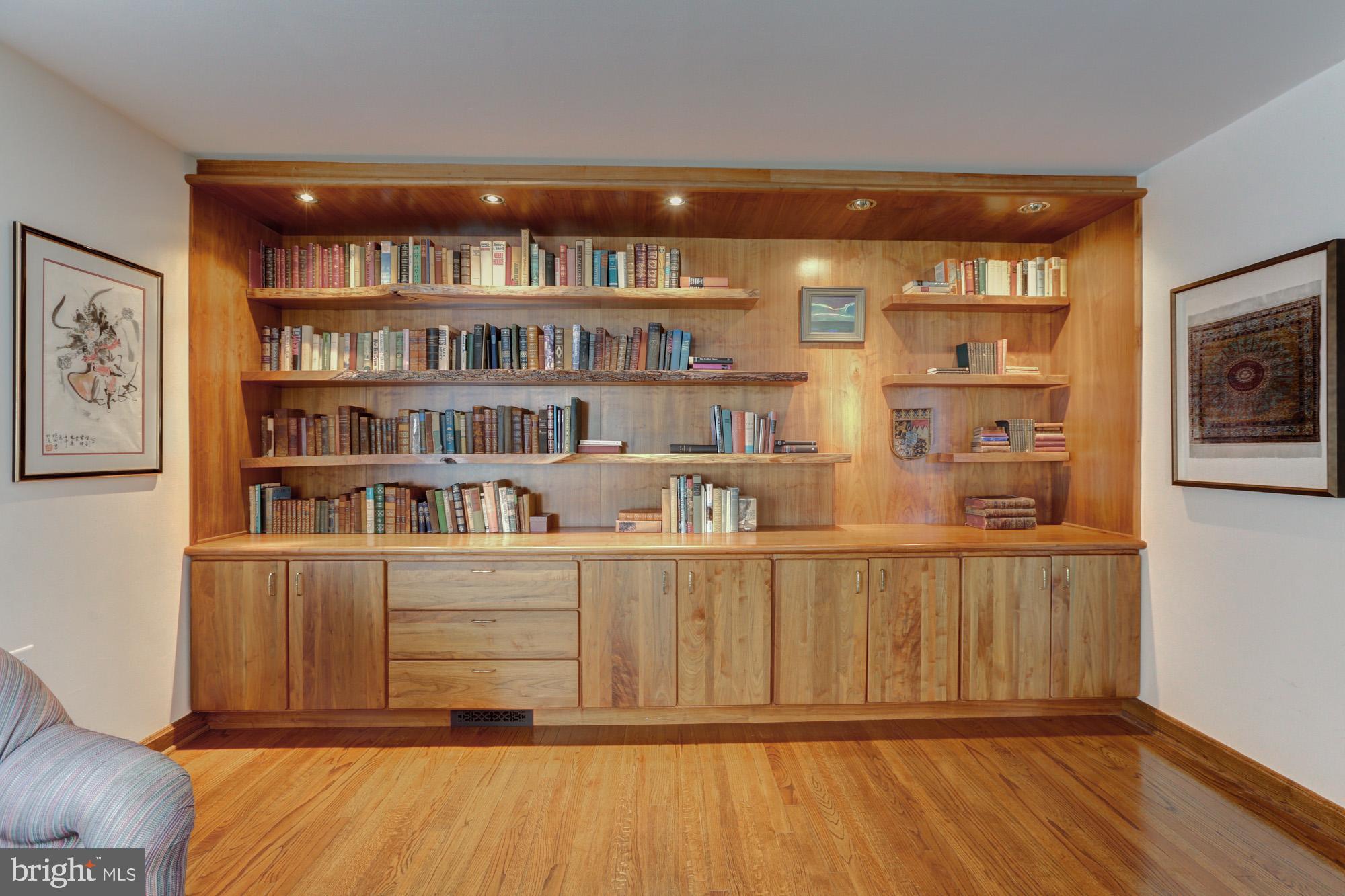 FLINT HILLS - Residential