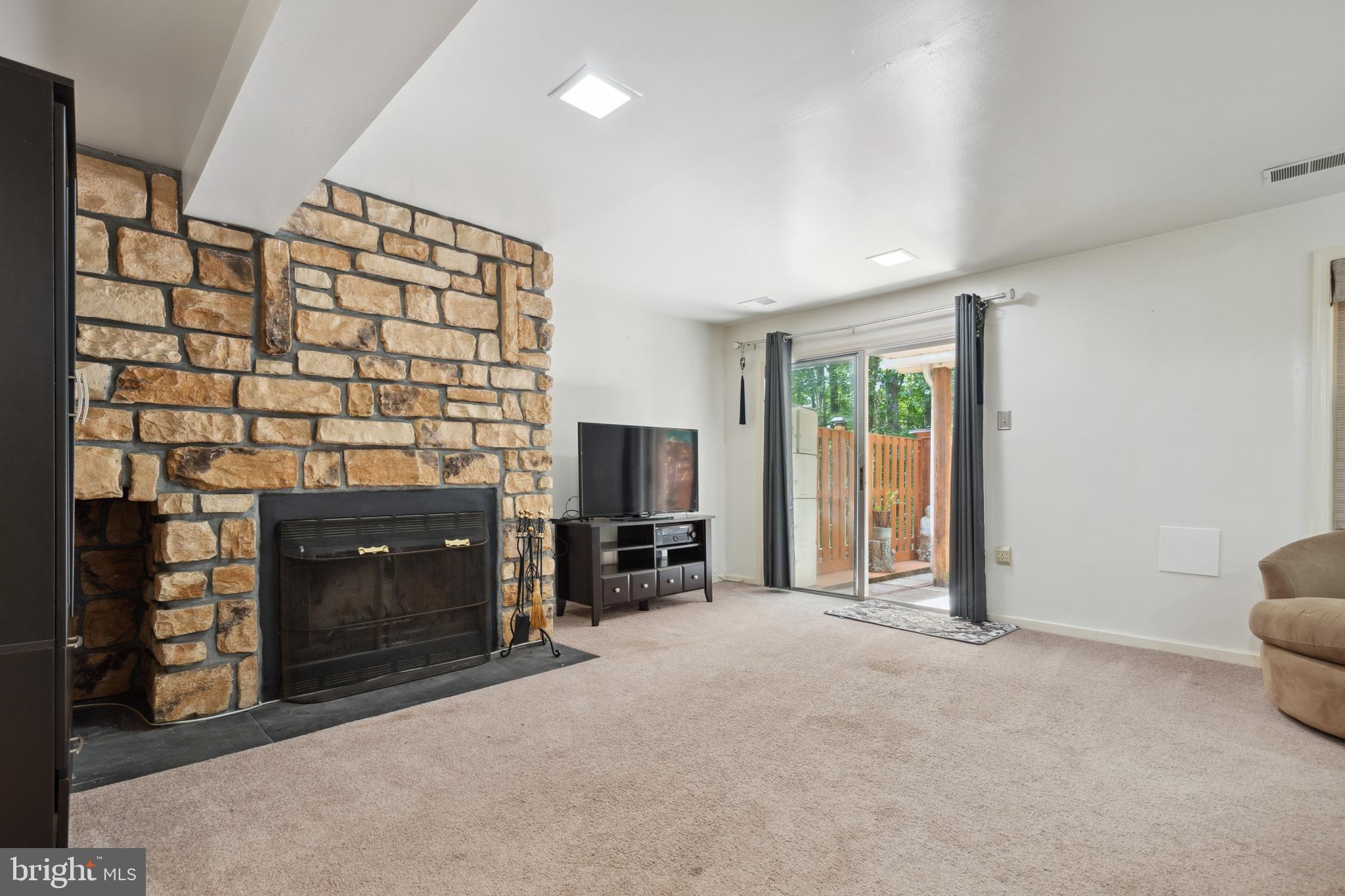 CROWNLEIGH - Residential