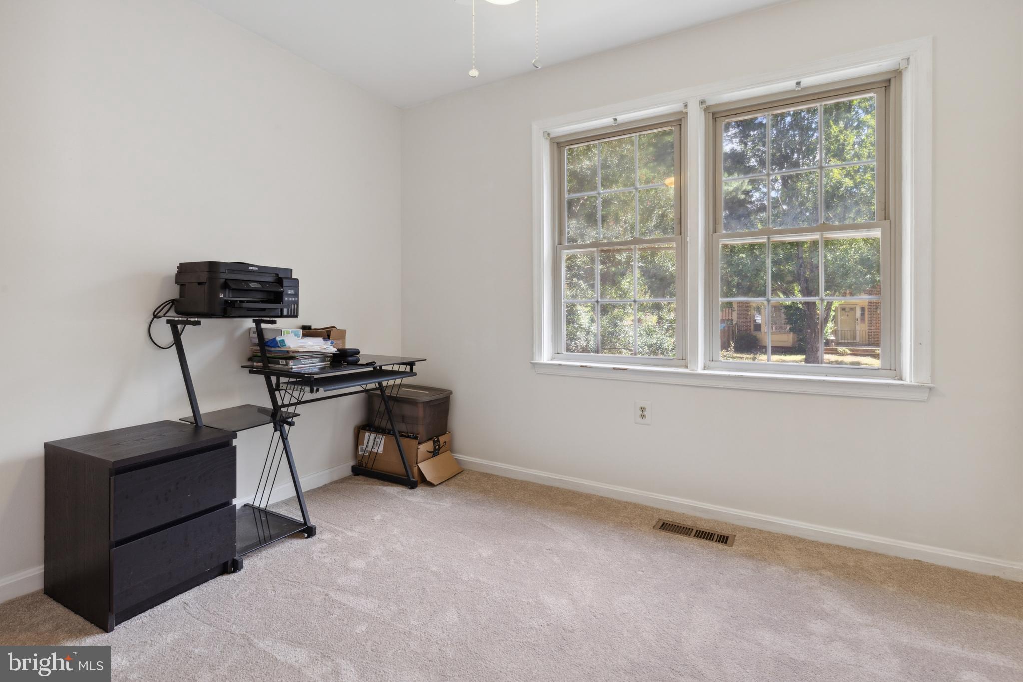 CROWNLEIGH - Residential