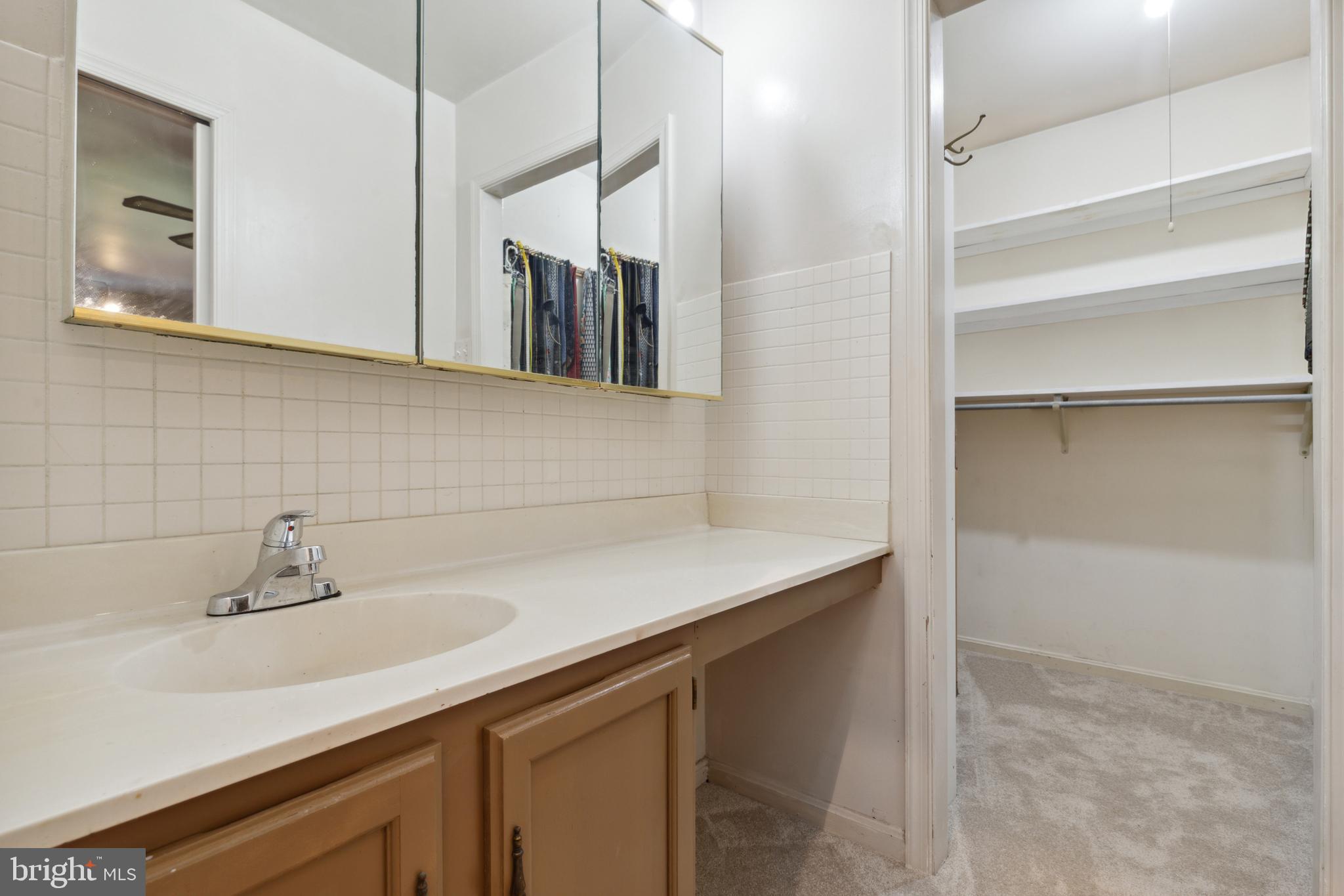 CROWNLEIGH - Residential