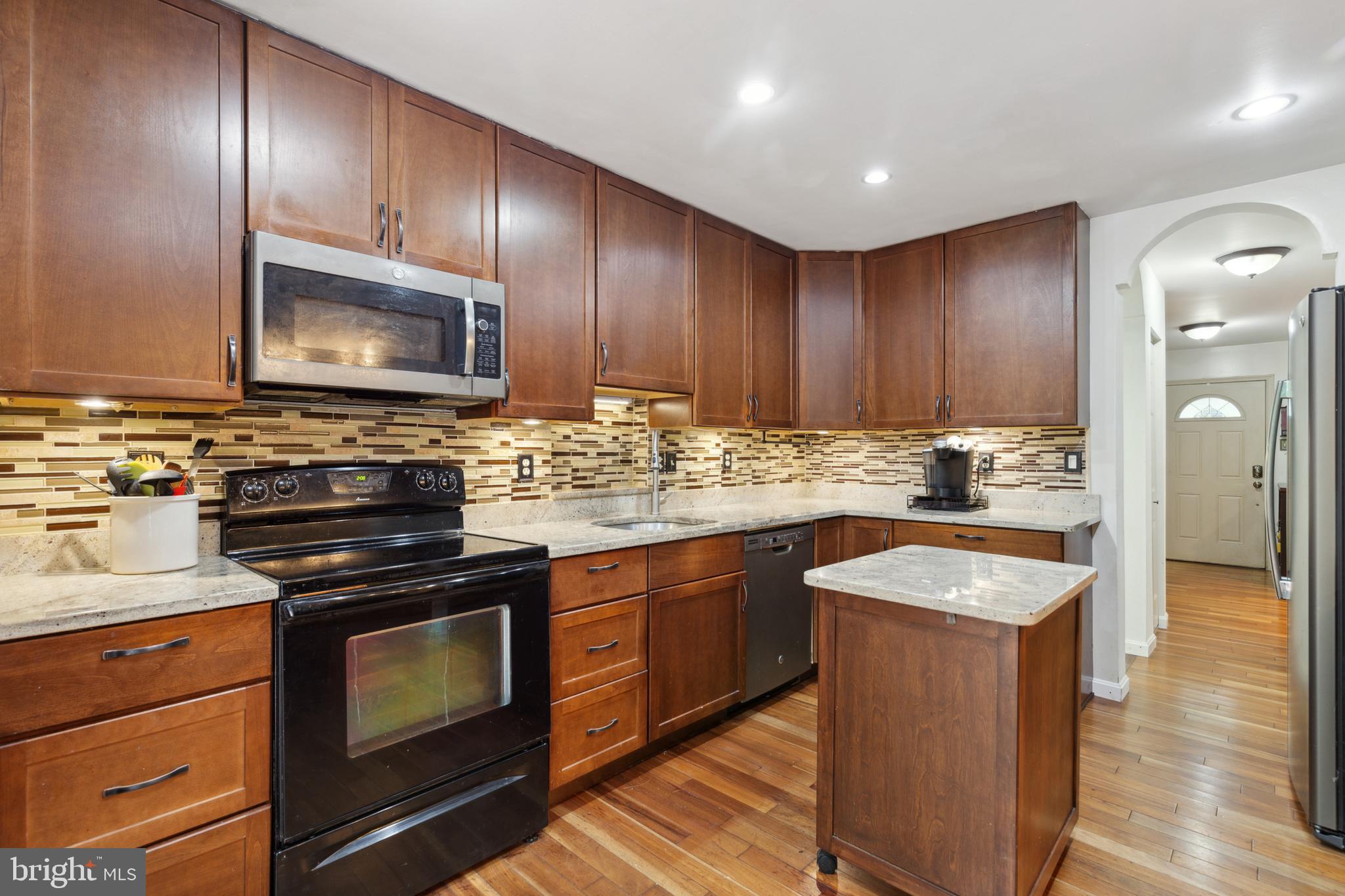 CROWNLEIGH - Residential