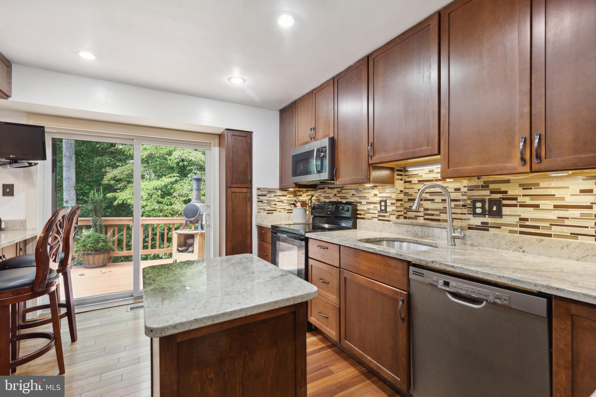 CROWNLEIGH - Residential