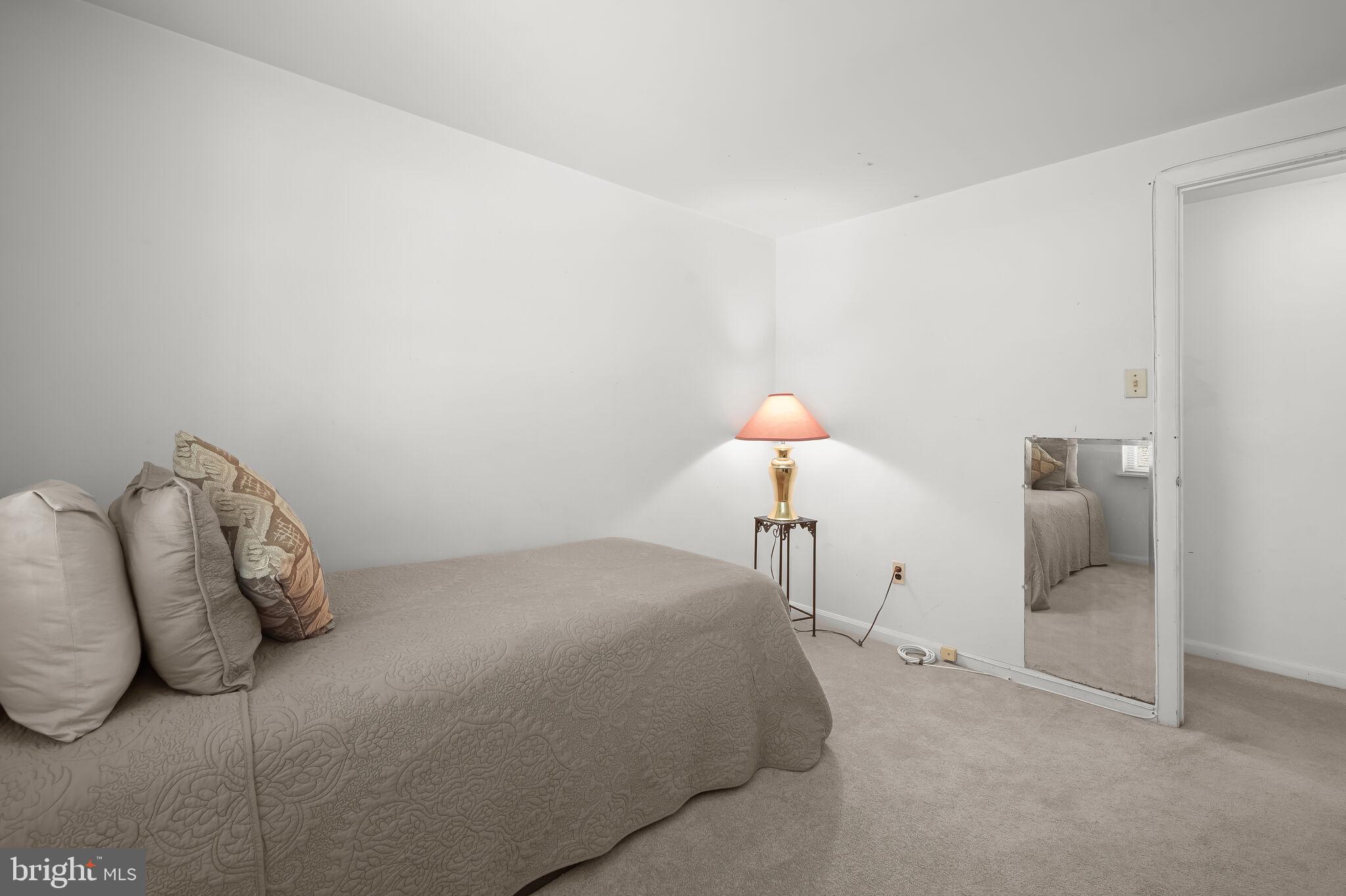 WOODBRIDGE VALLEY - Residential