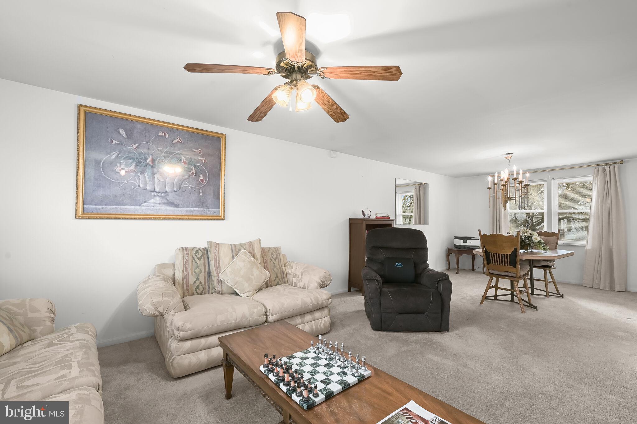 WOODBRIDGE VALLEY - Residential