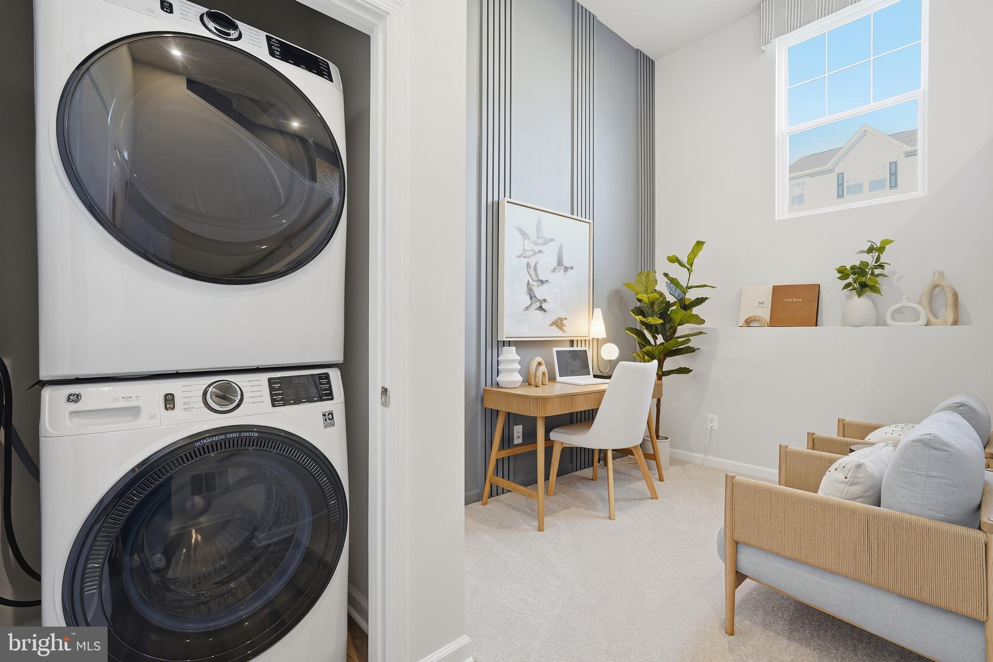 PRESIDENTS POINTE - Residential