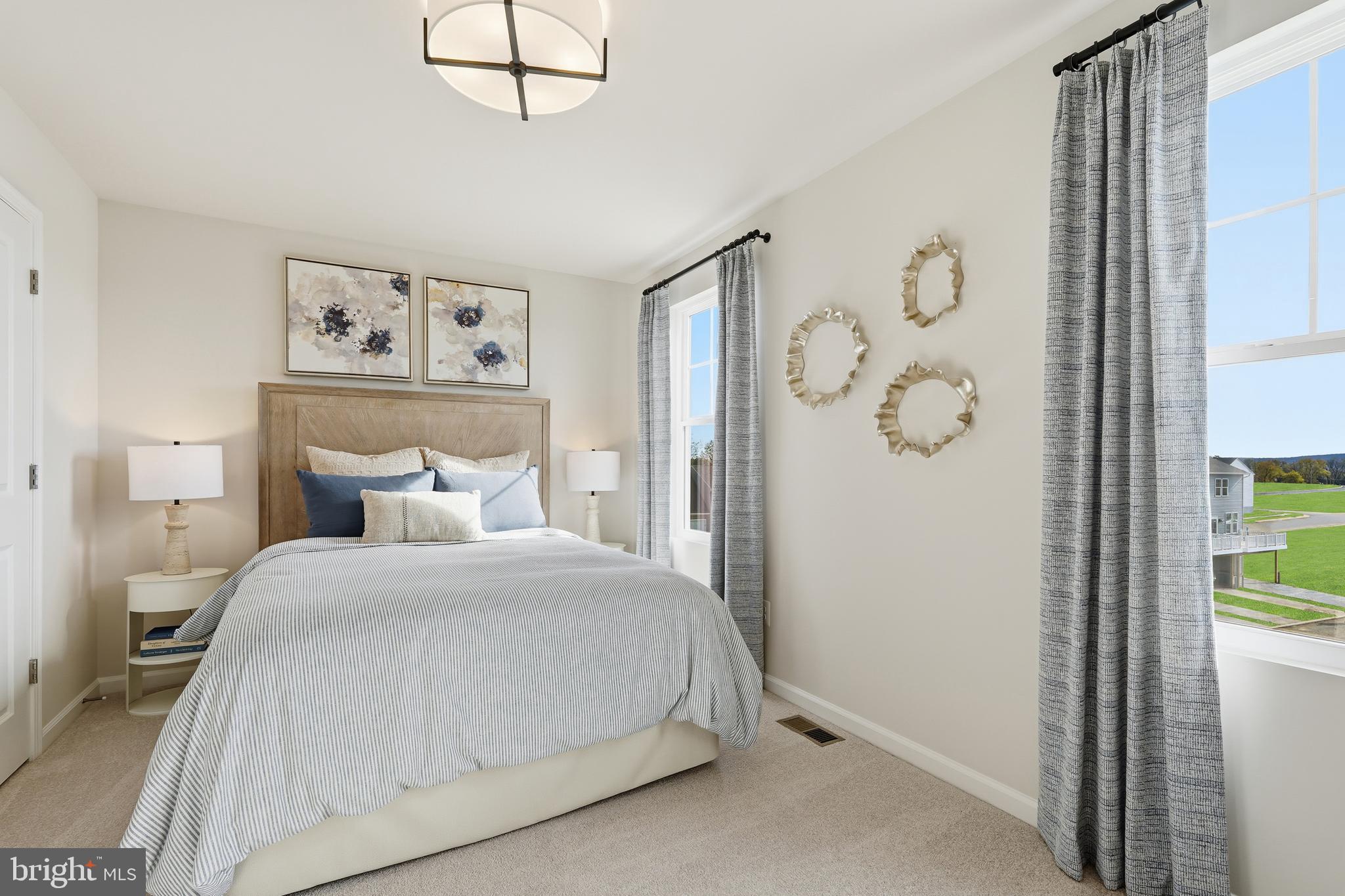 PRESIDENTS POINTE - Residential