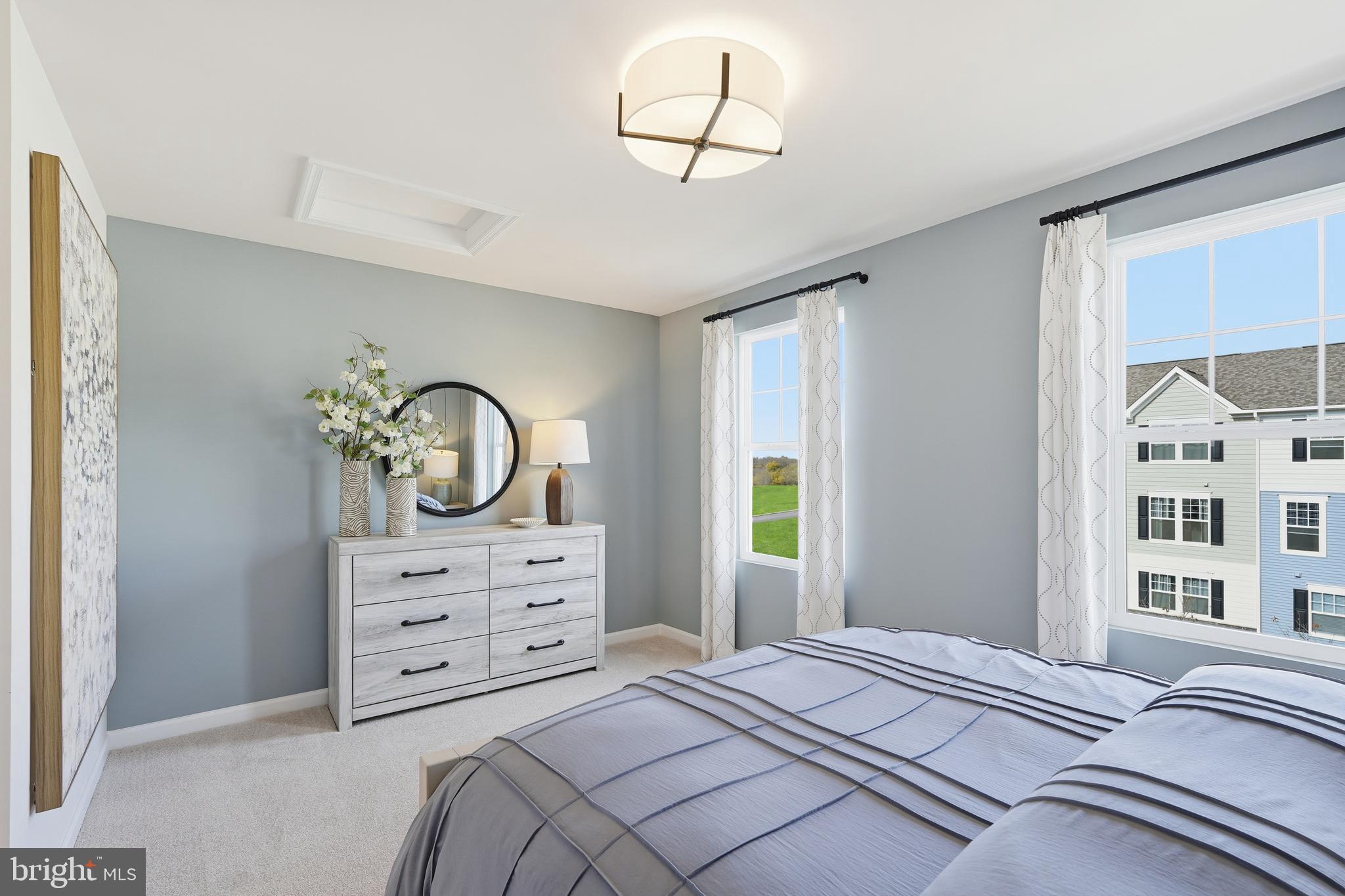 PRESIDENTS POINTE - Residential