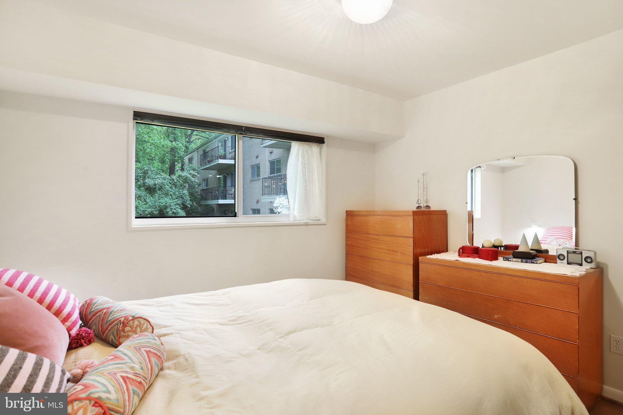 PARKSIDE CONDOMINIUMS - Residential