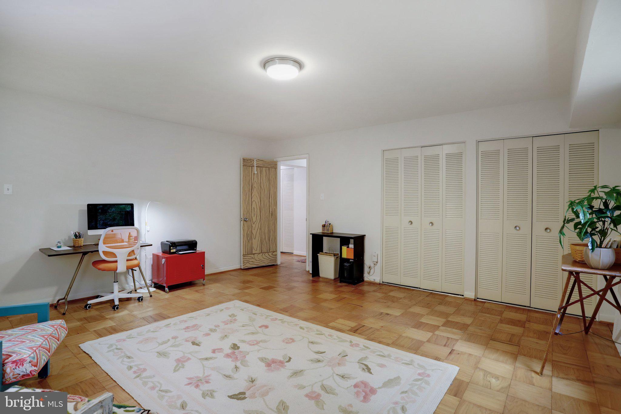 PARKSIDE CONDOMINIUMS - Residential