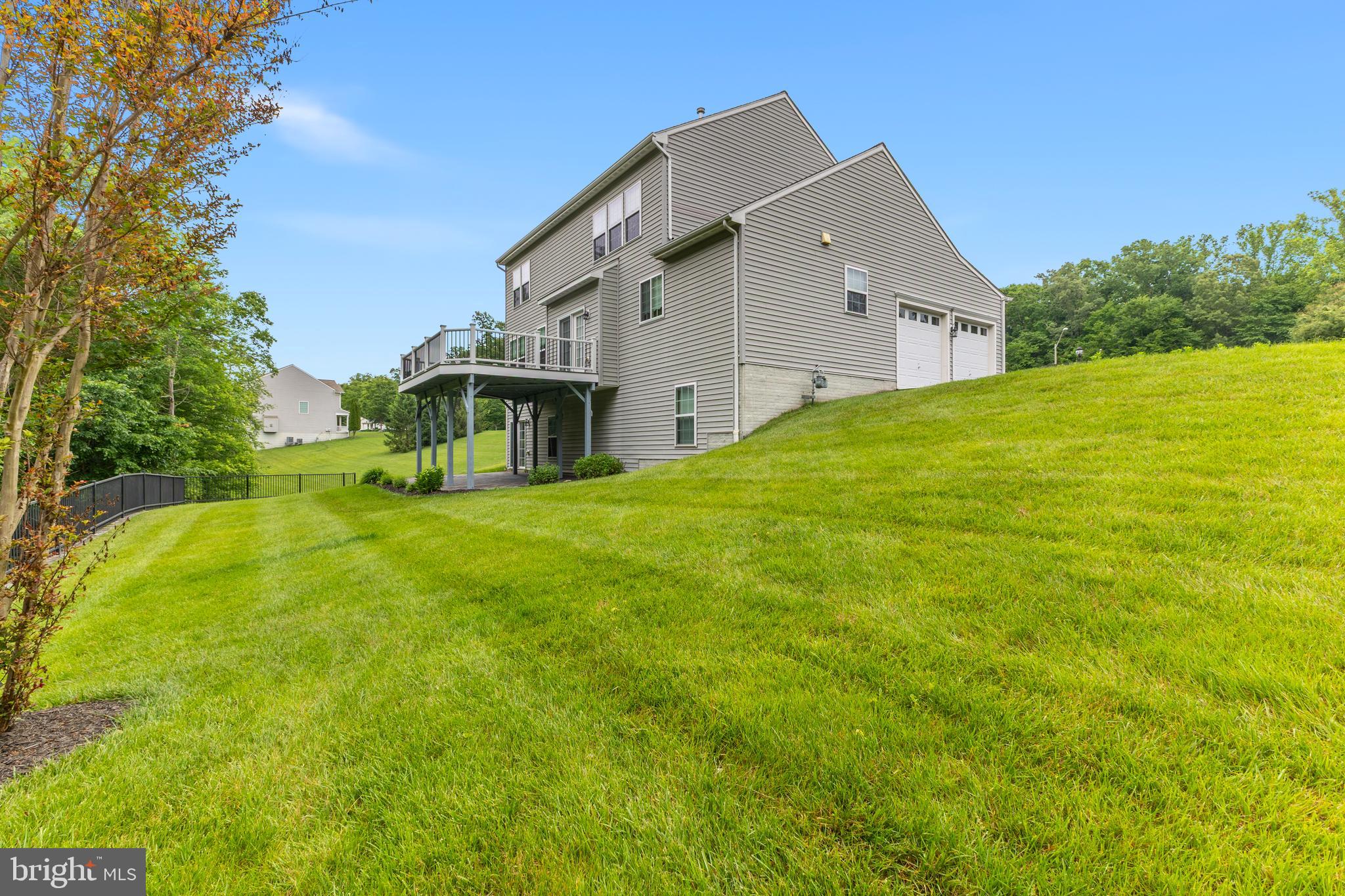 COLES RUN MANOR - Residential
