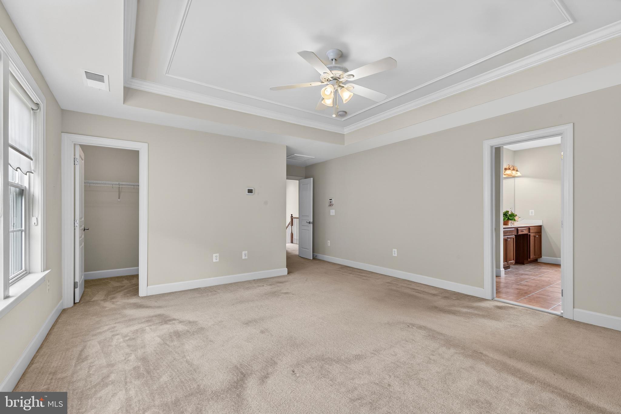 COLES RUN MANOR - Residential