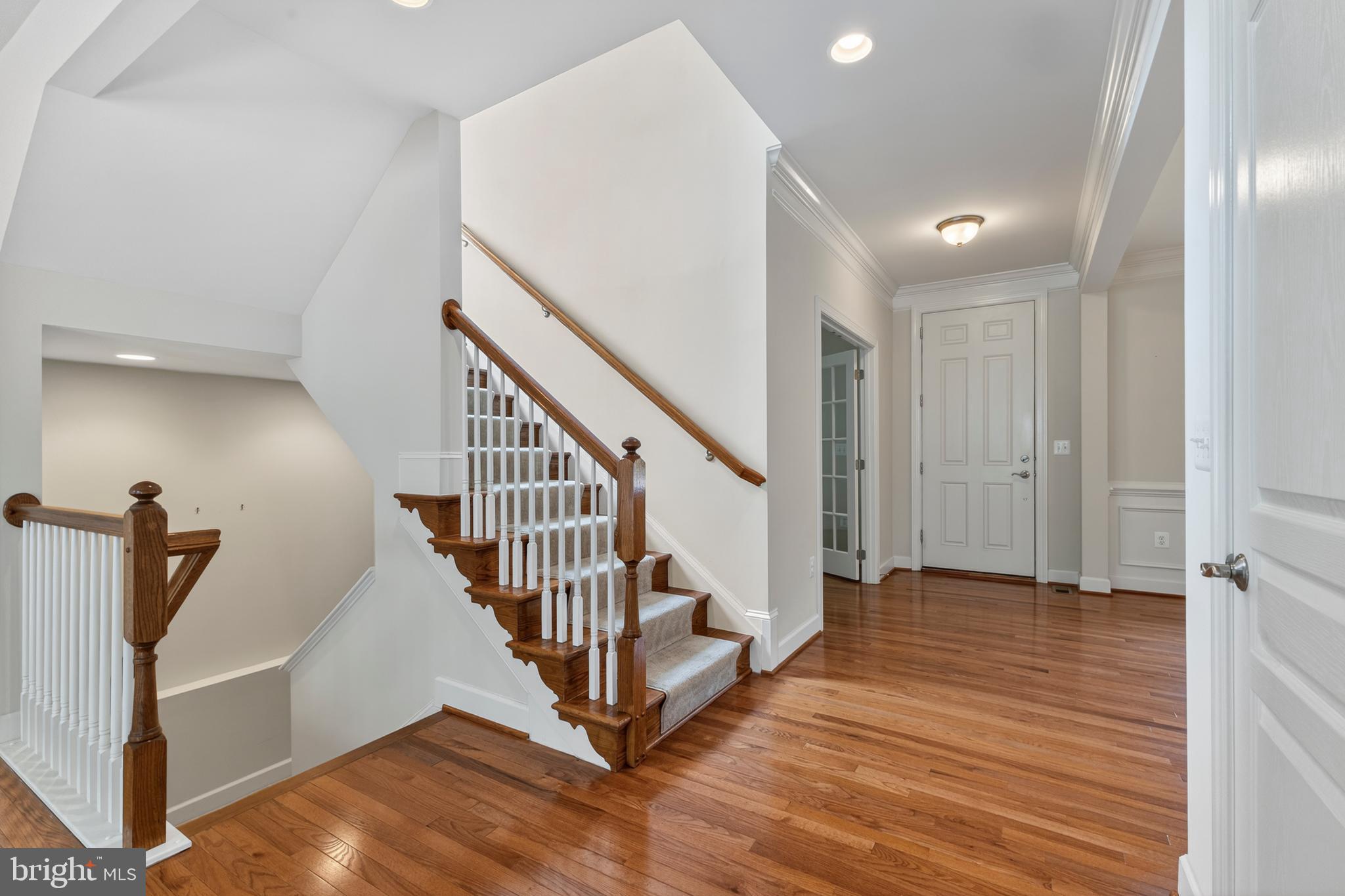 COLES RUN MANOR - Residential