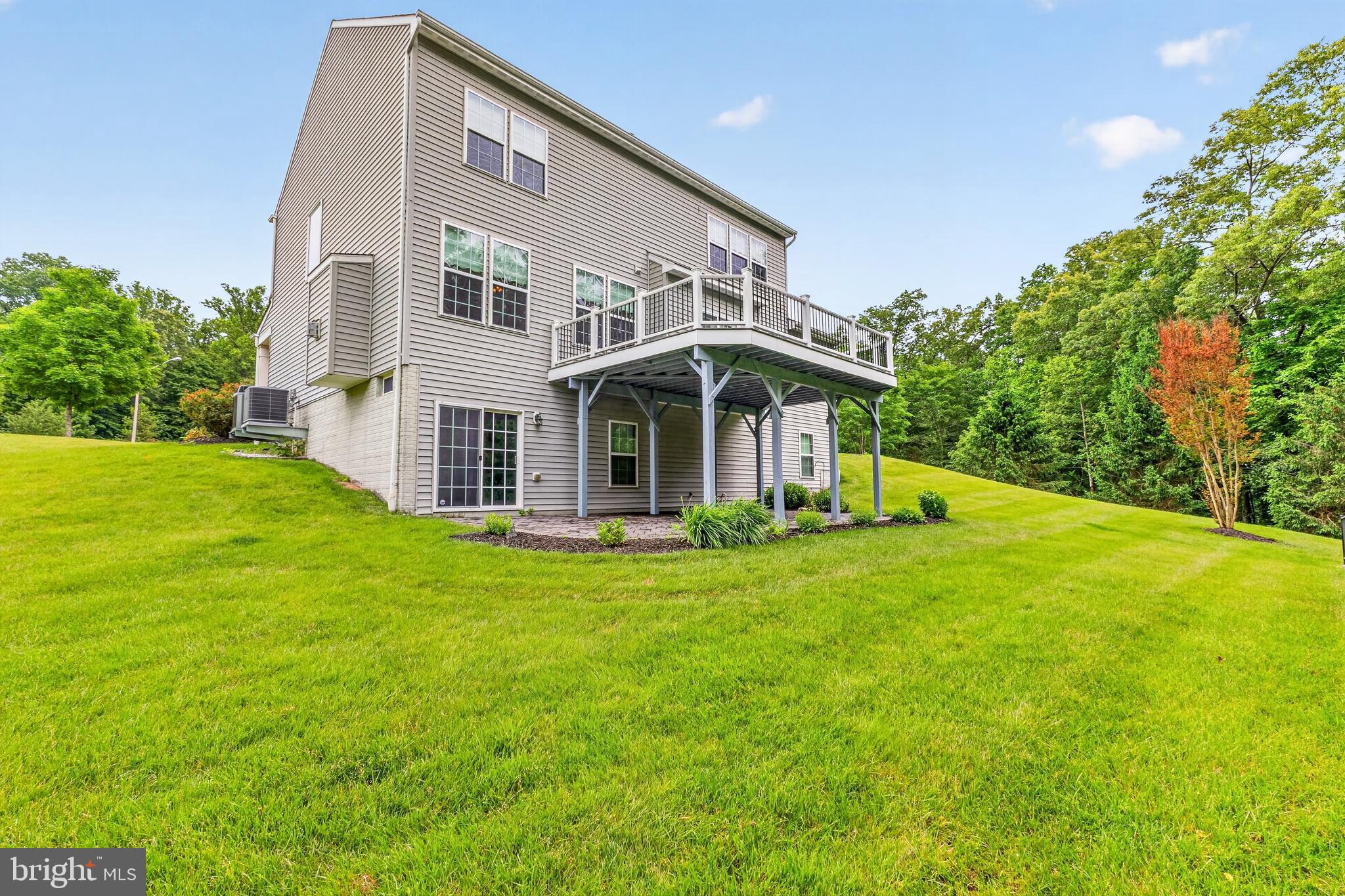 COLES RUN MANOR - Residential