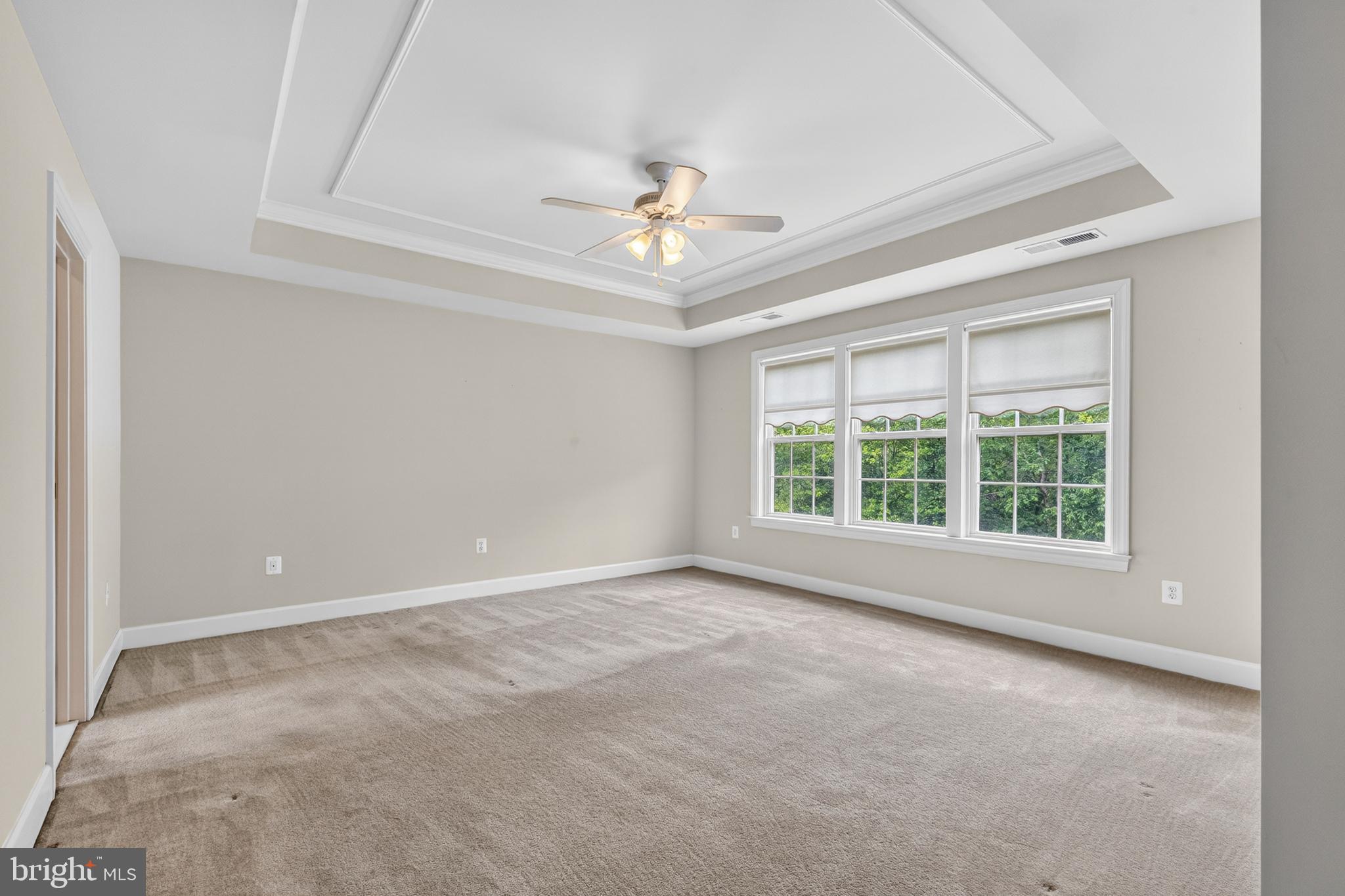COLES RUN MANOR - Residential