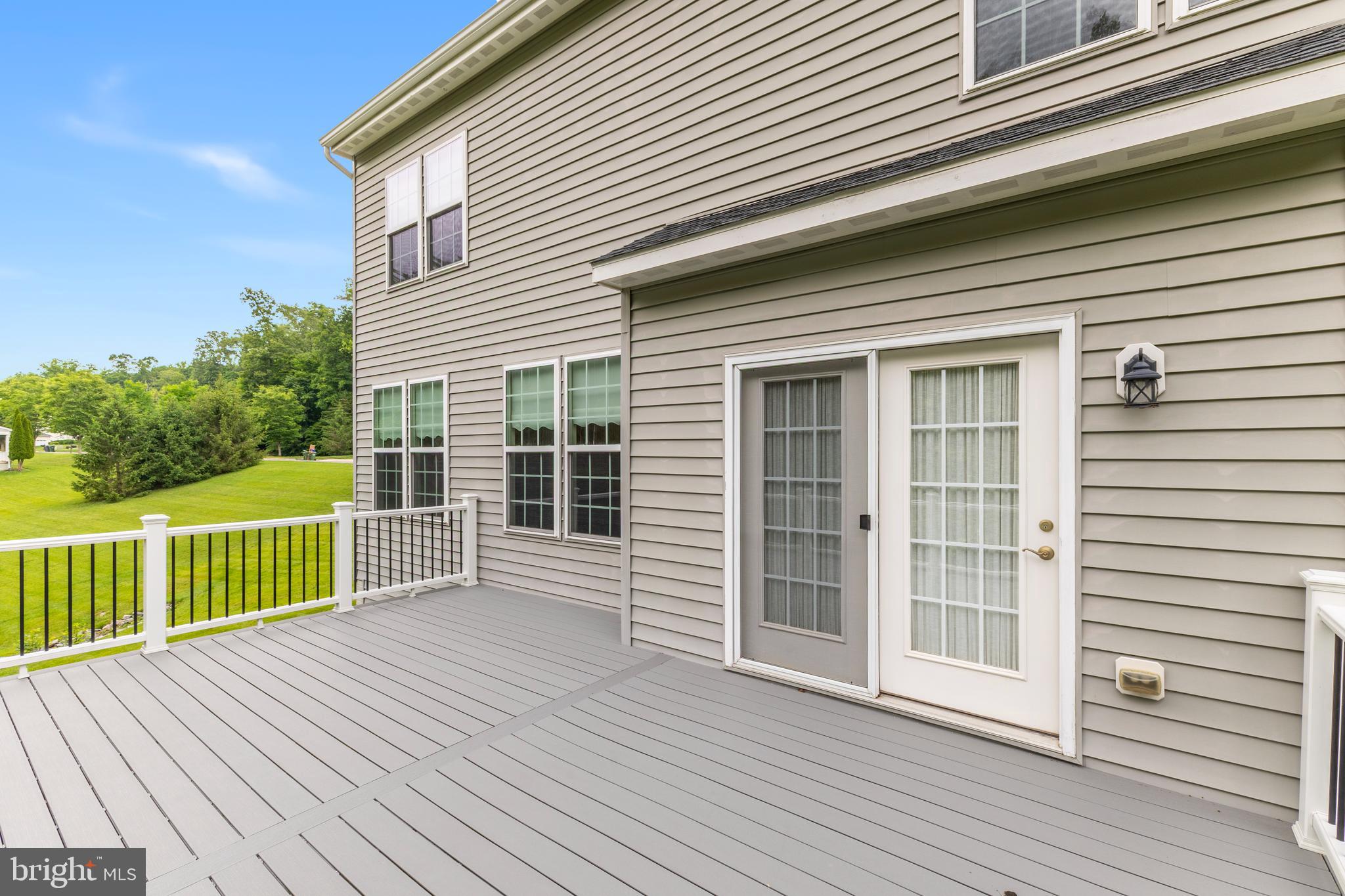 COLES RUN MANOR - Residential