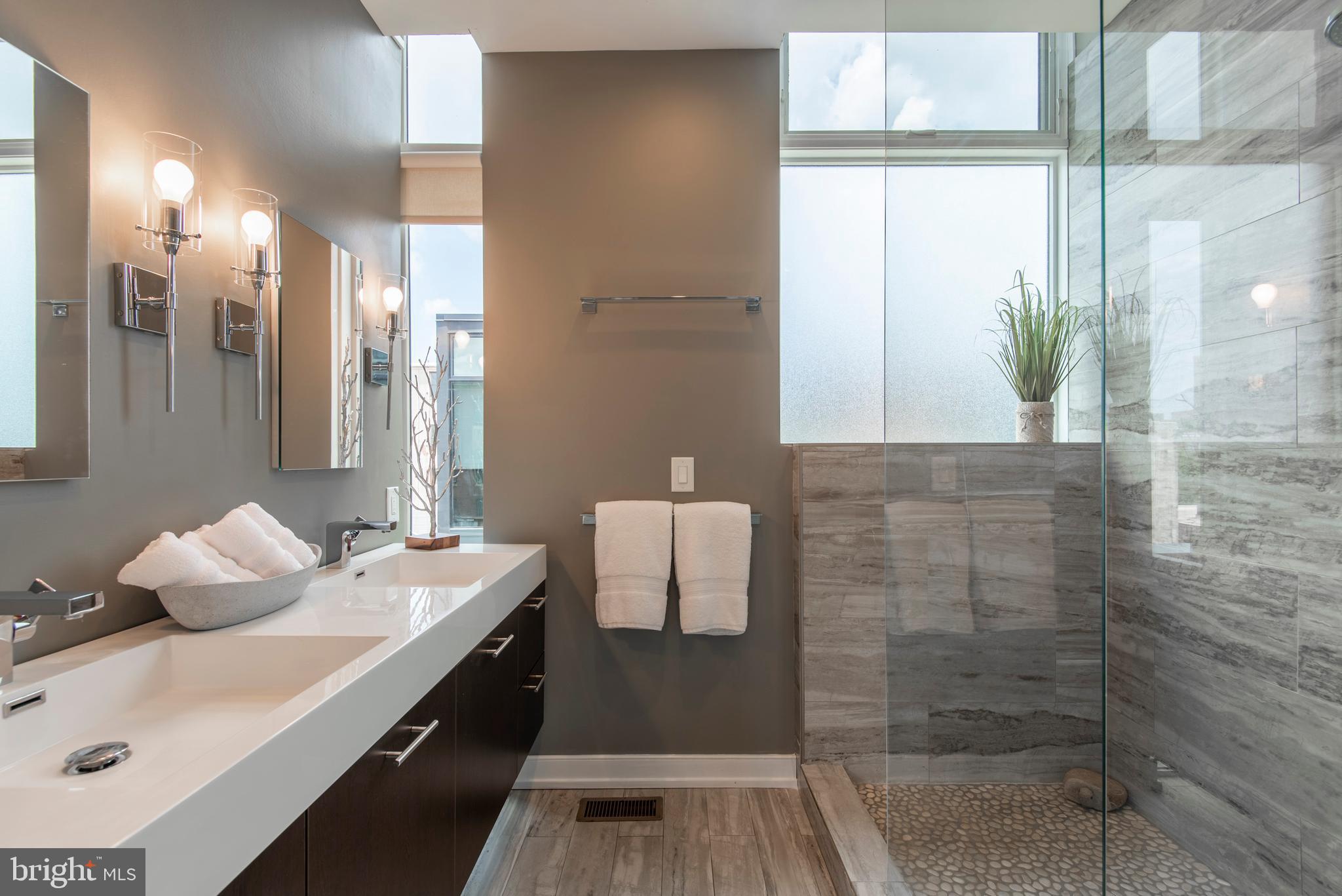 OLD CITY - Residential