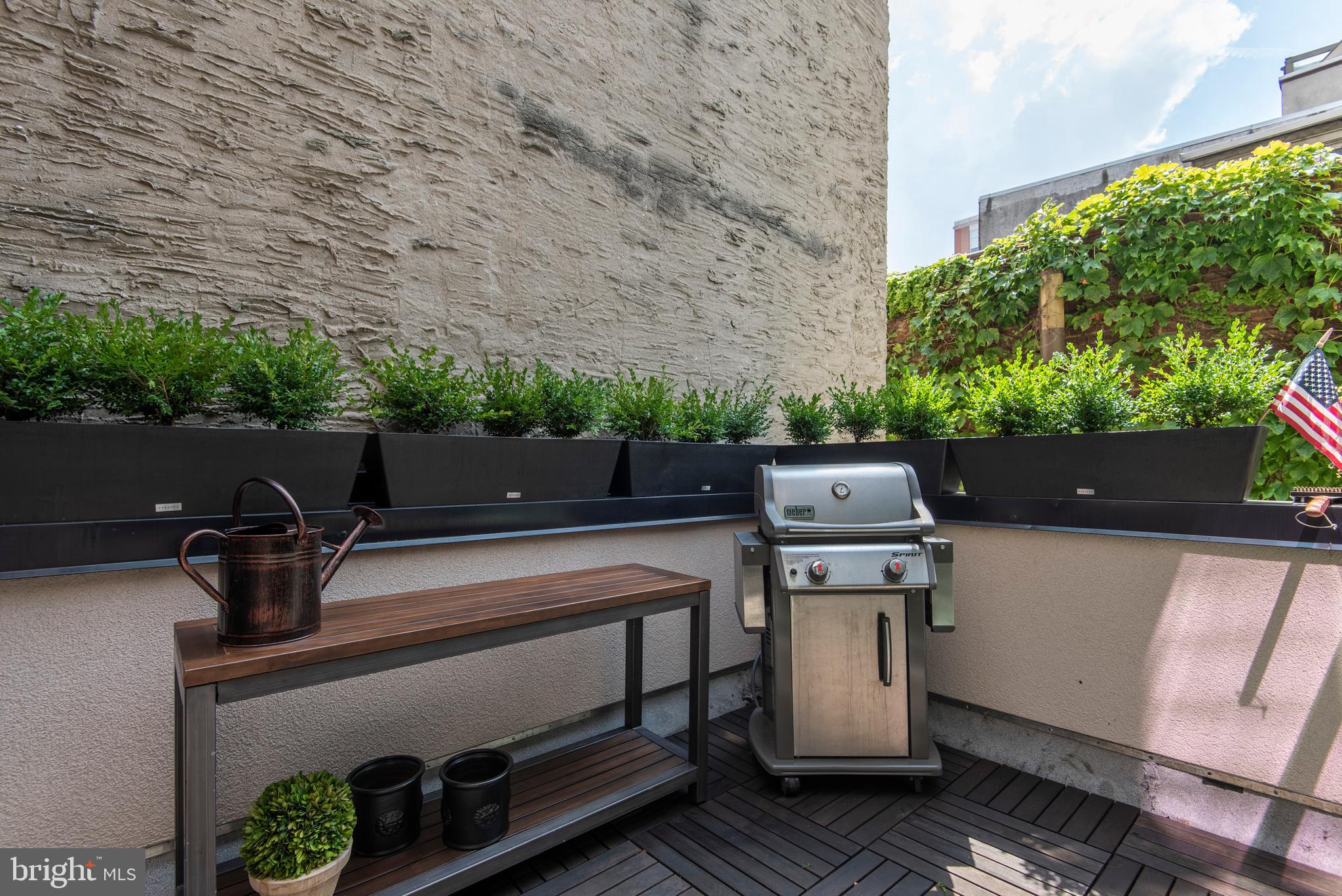 OLD CITY - Residential