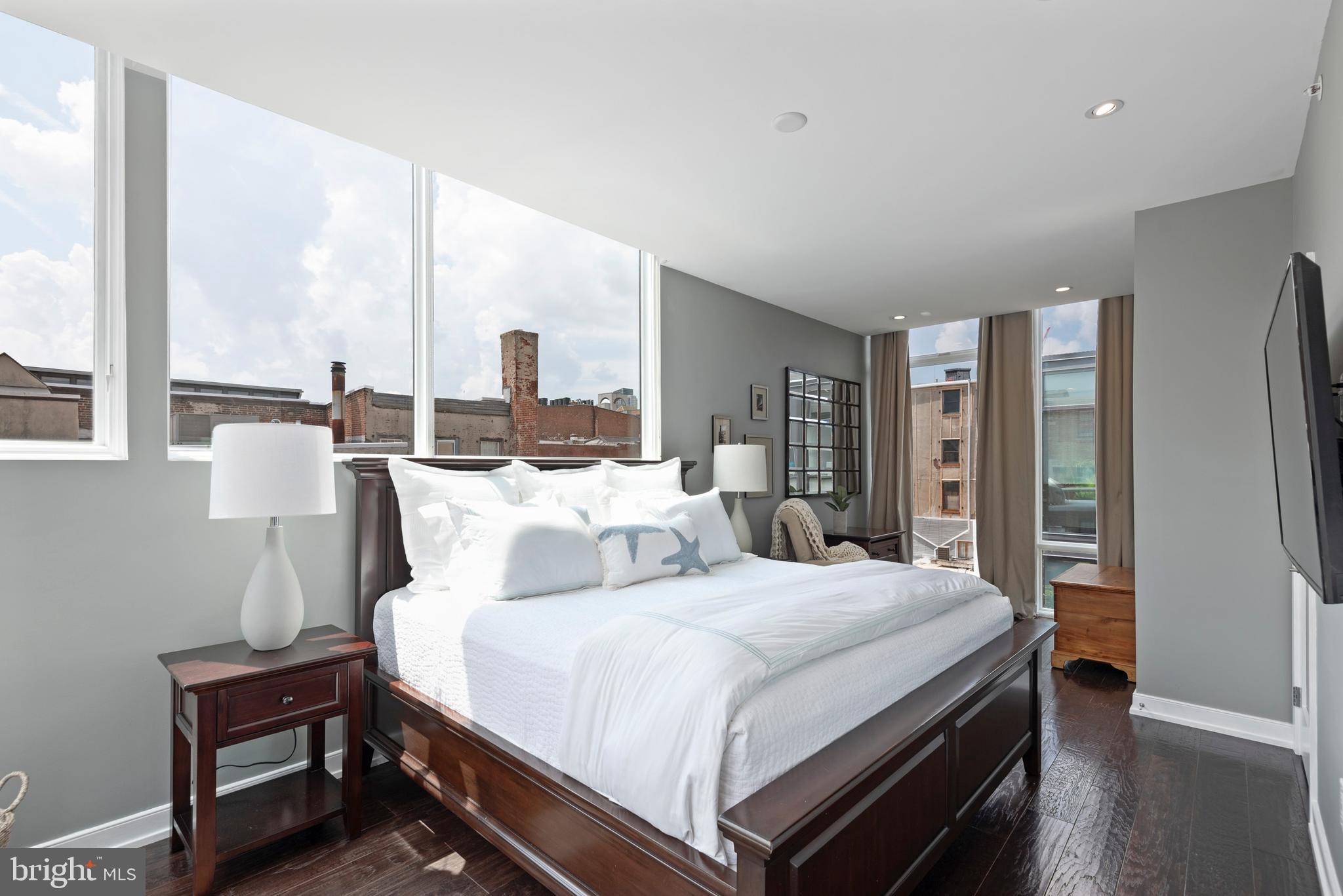 OLD CITY - Residential