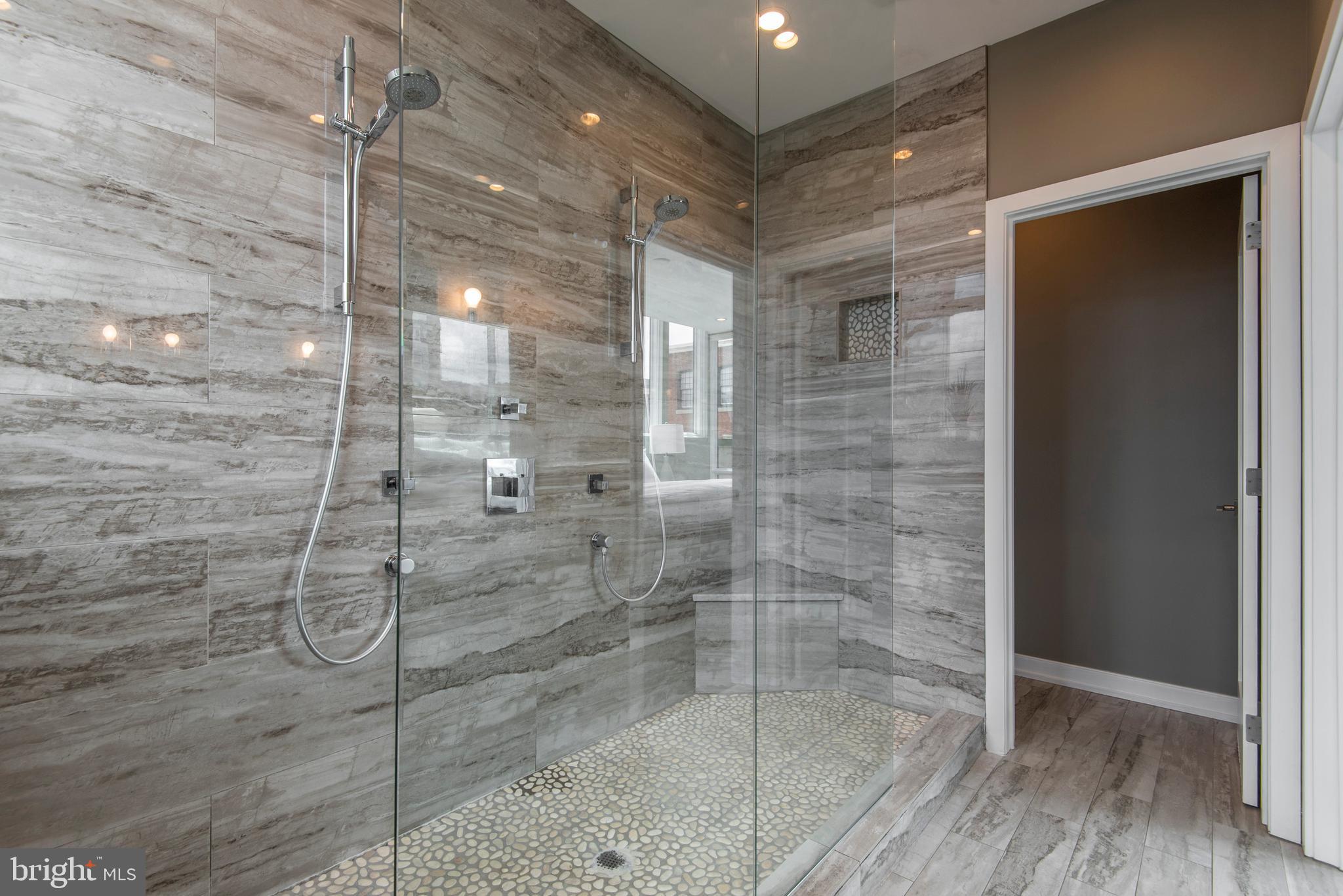 OLD CITY - Residential