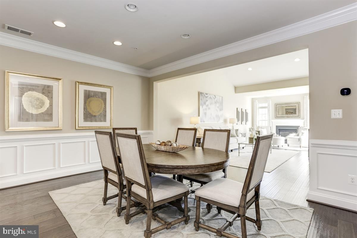 YARDLEY WOODS - Residential