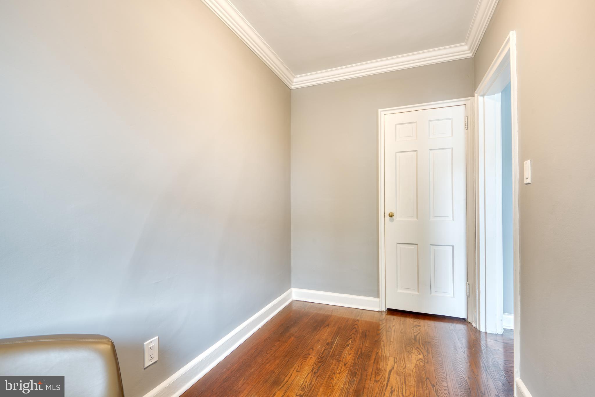 ROLAND PARK - Residential