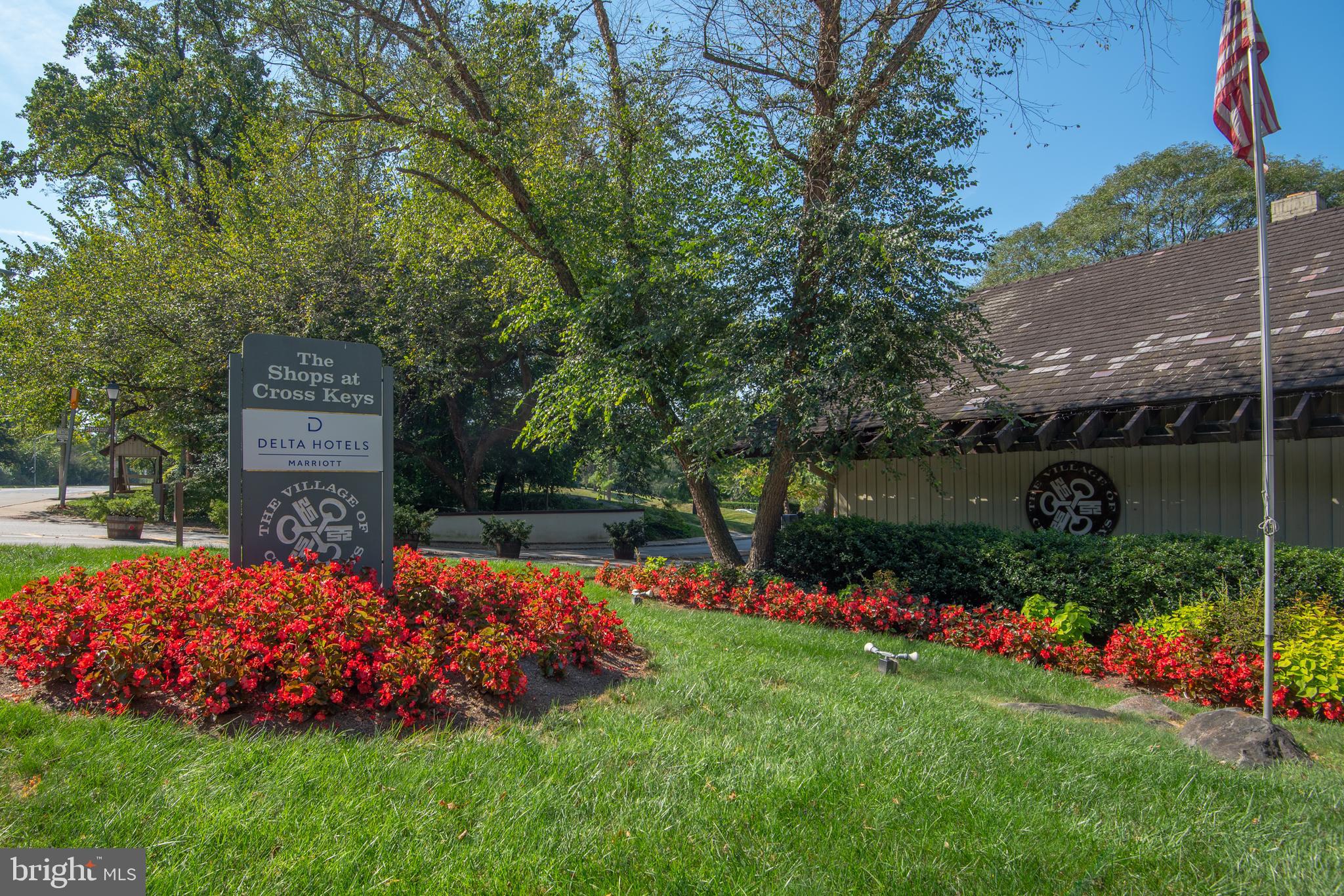 ROLAND PARK - Residential