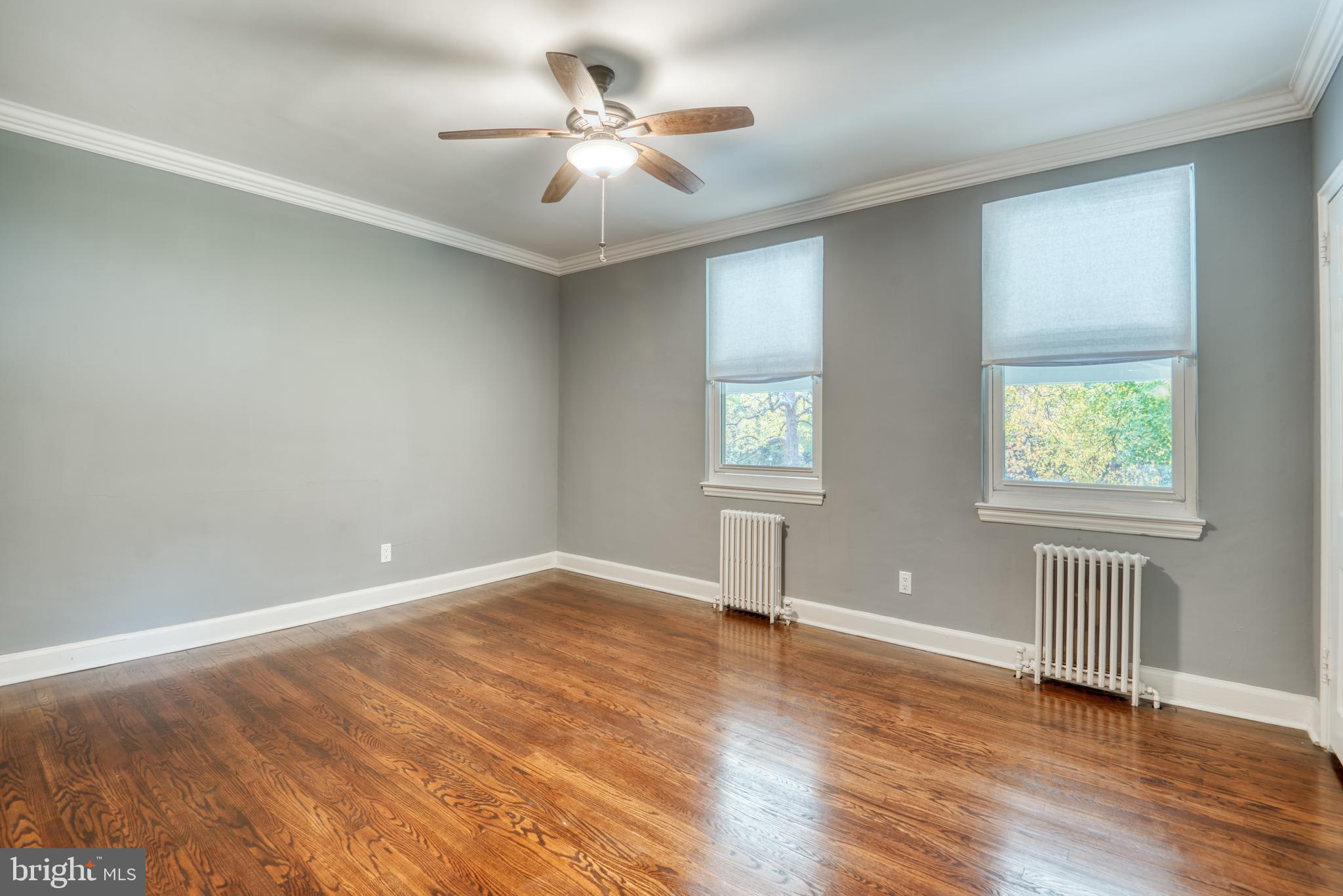 ROLAND PARK - Residential