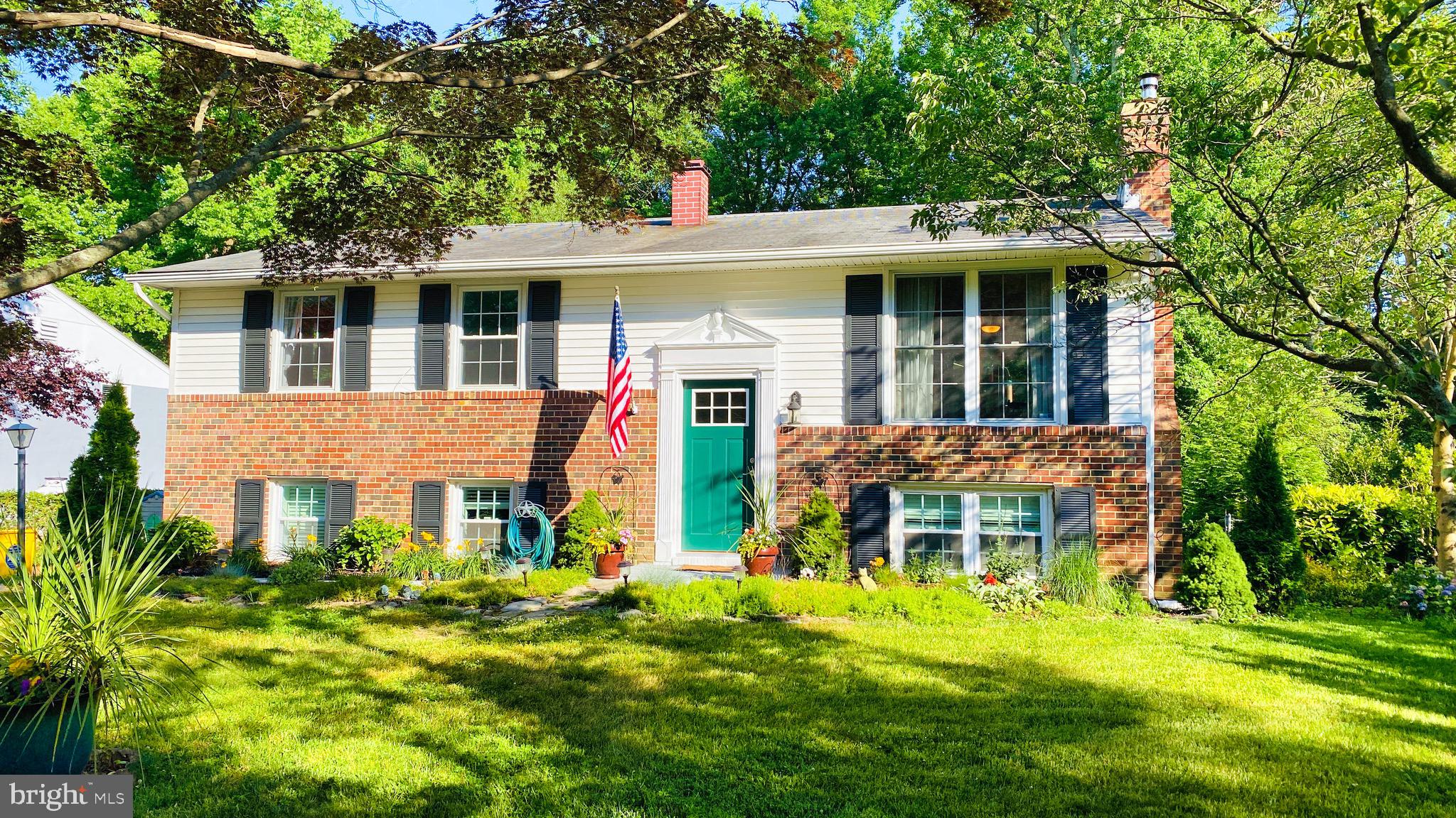 HILLSMERE ESTATES - Residential