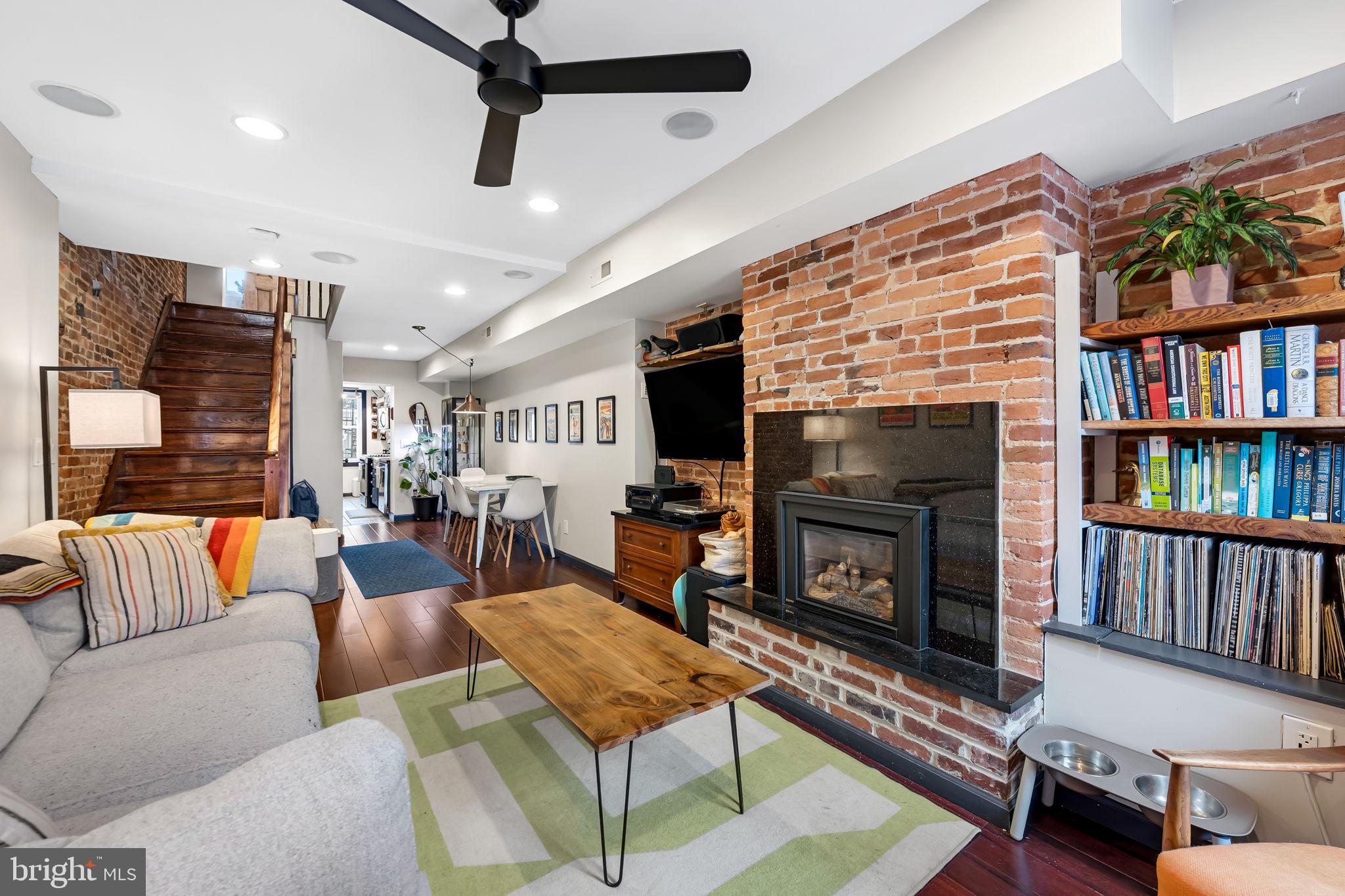 RIVERSIDE - Residential