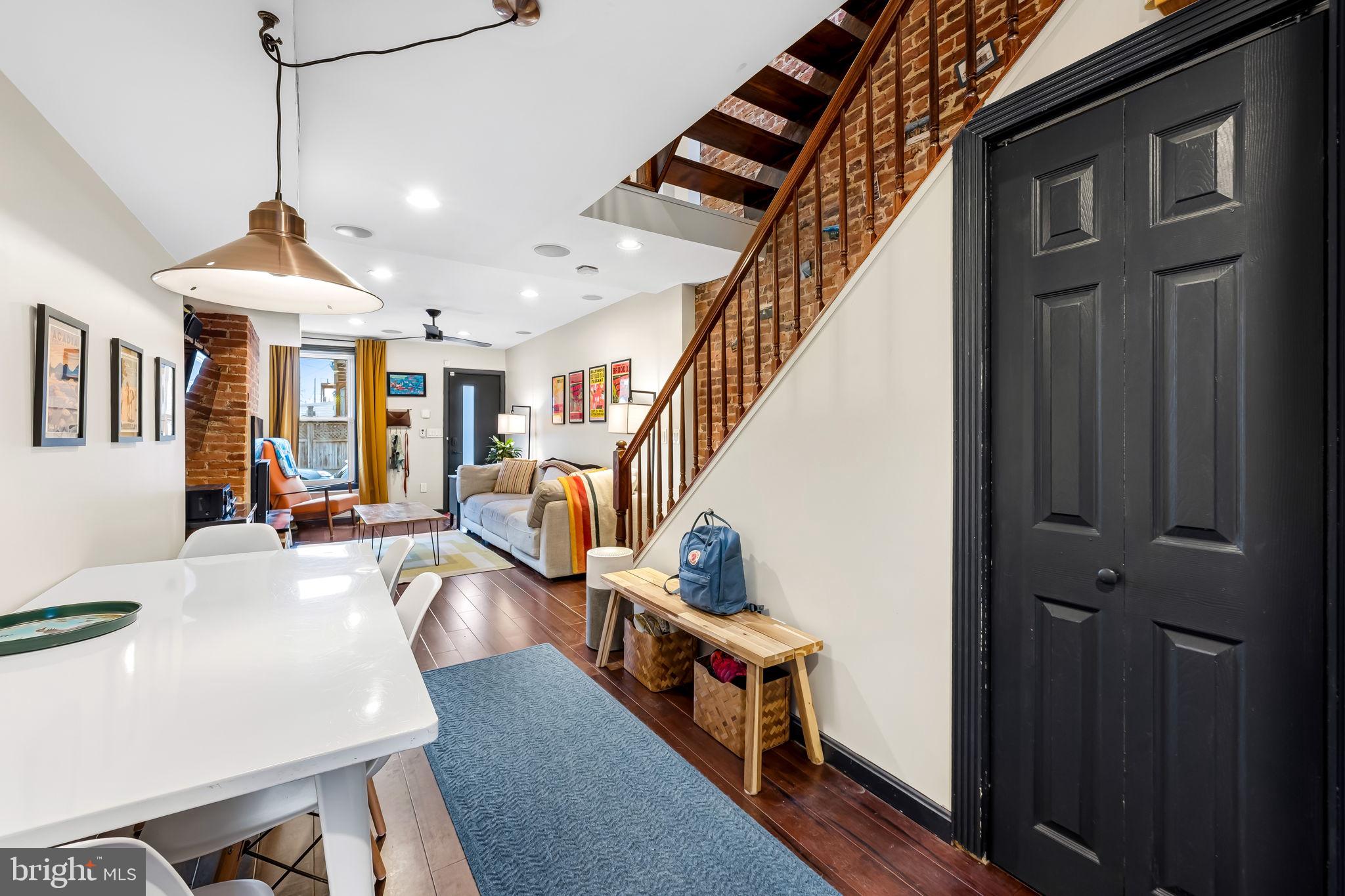 RIVERSIDE - Residential